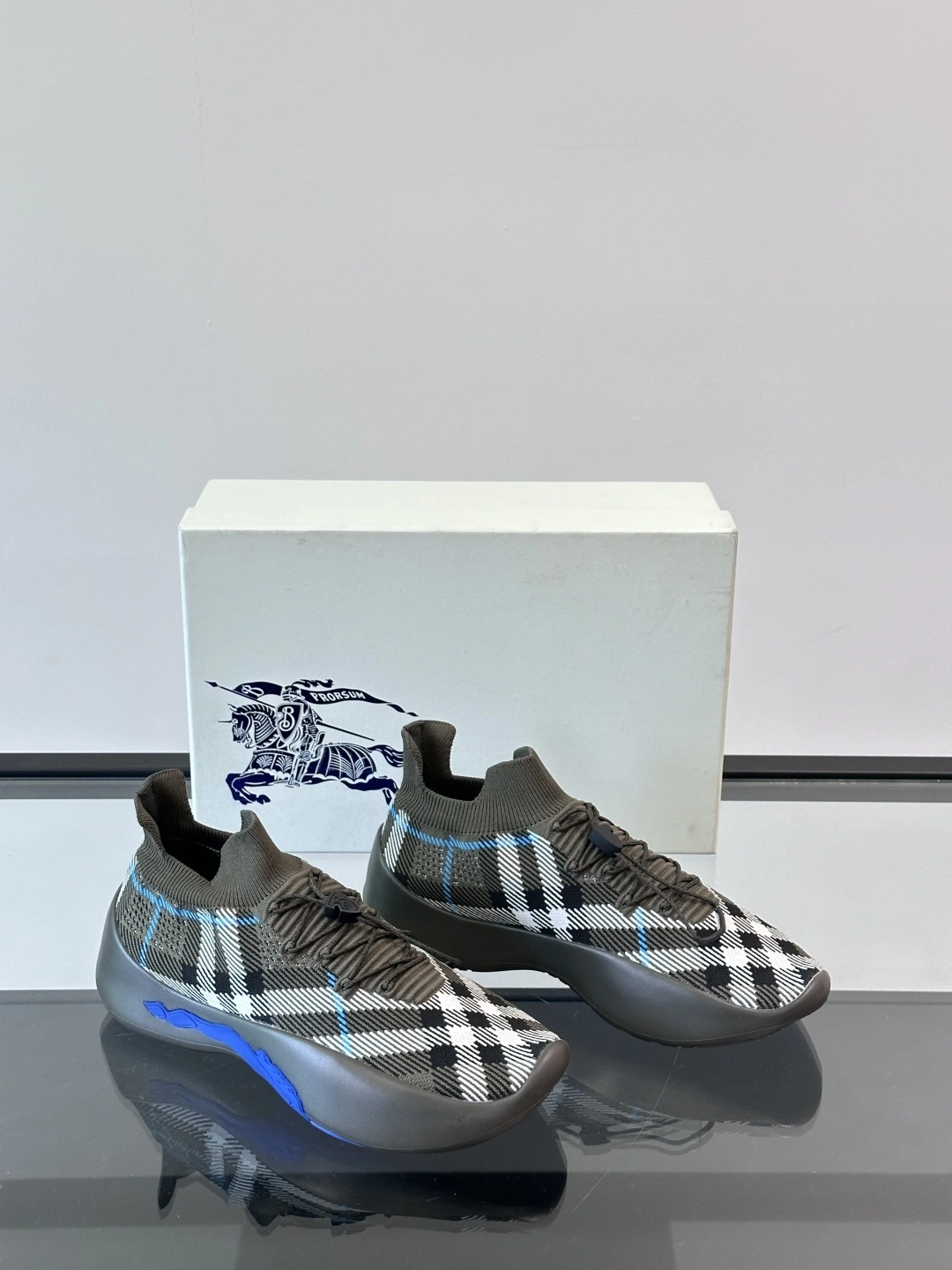 OOBB-- 2ur25rry 81019061 cowhide item:E-X296D0399H