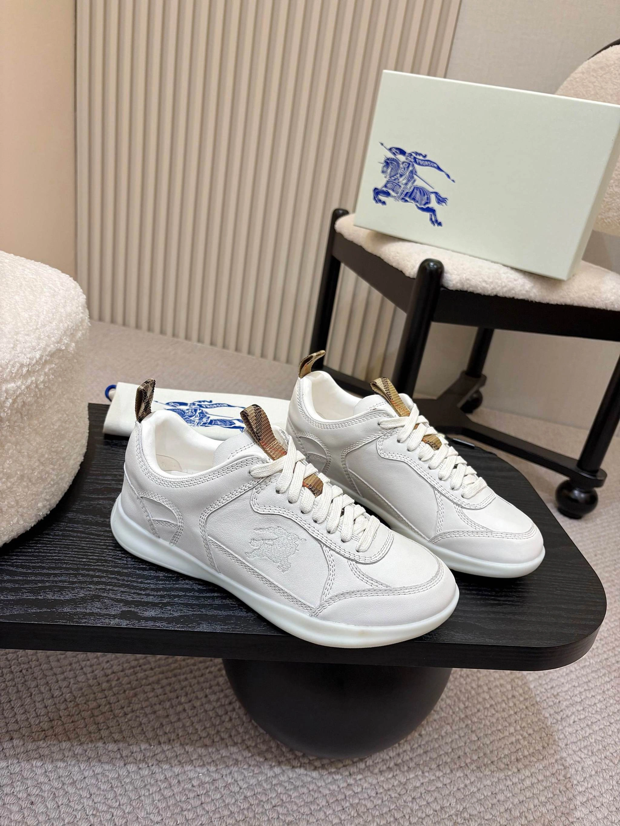 OOBB-- 2ur25rry 81091701 cowhide item:E-X541H0106