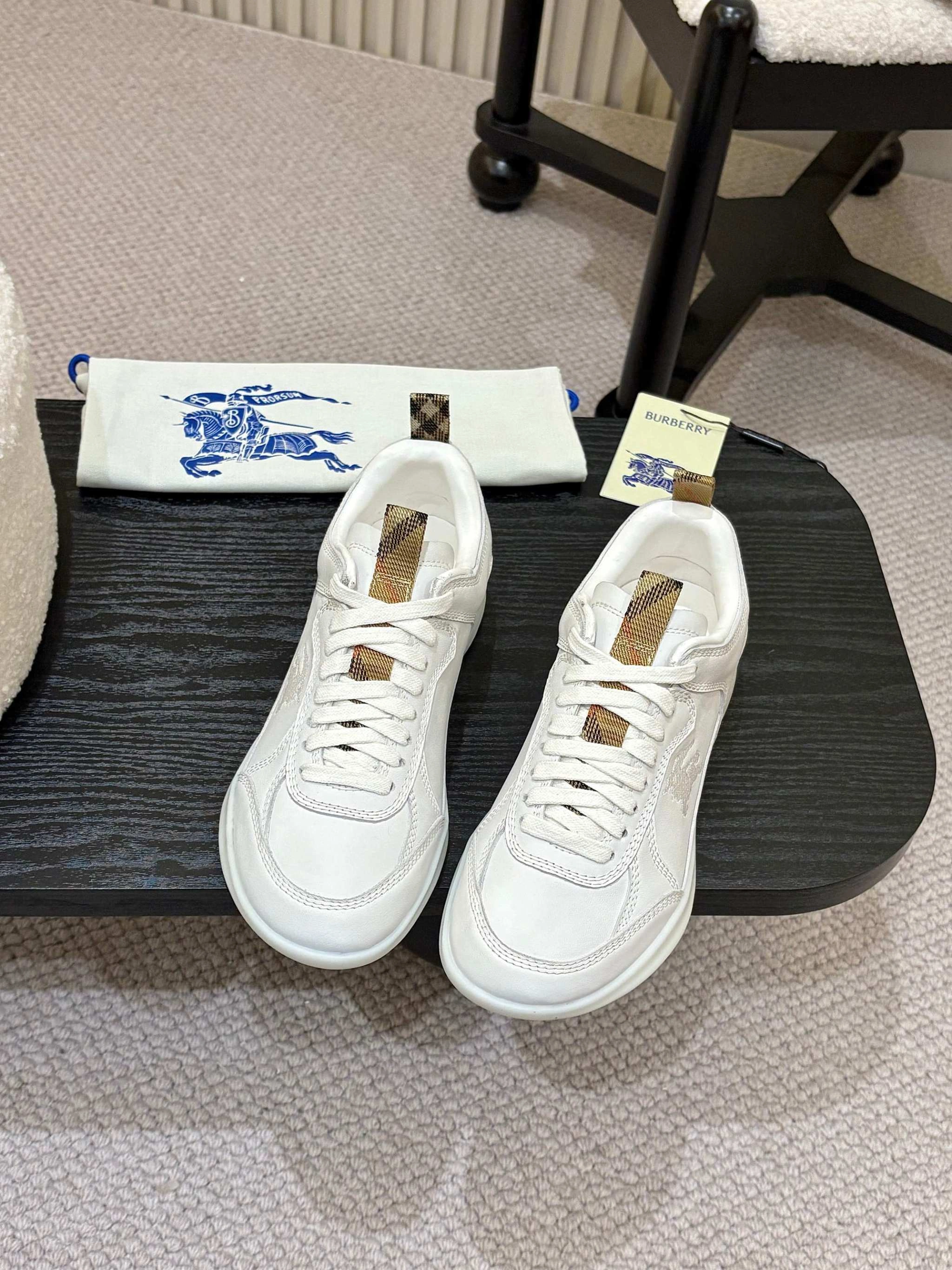 OOBB-- 2ur25rry 81091701 cowhide item:E-X541H0106