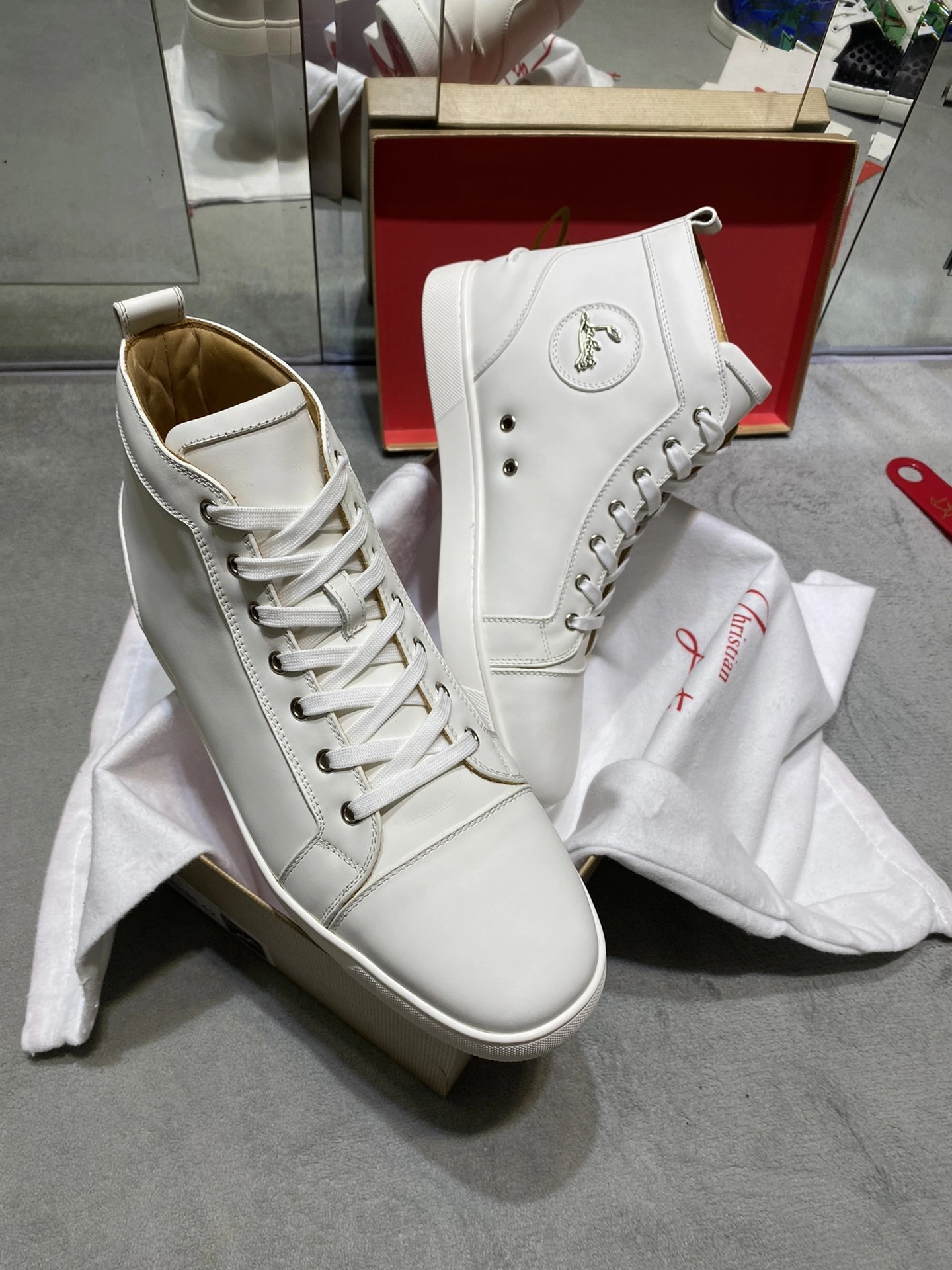 OOBB-- 3091177WH01 item:C-X105E2433Y