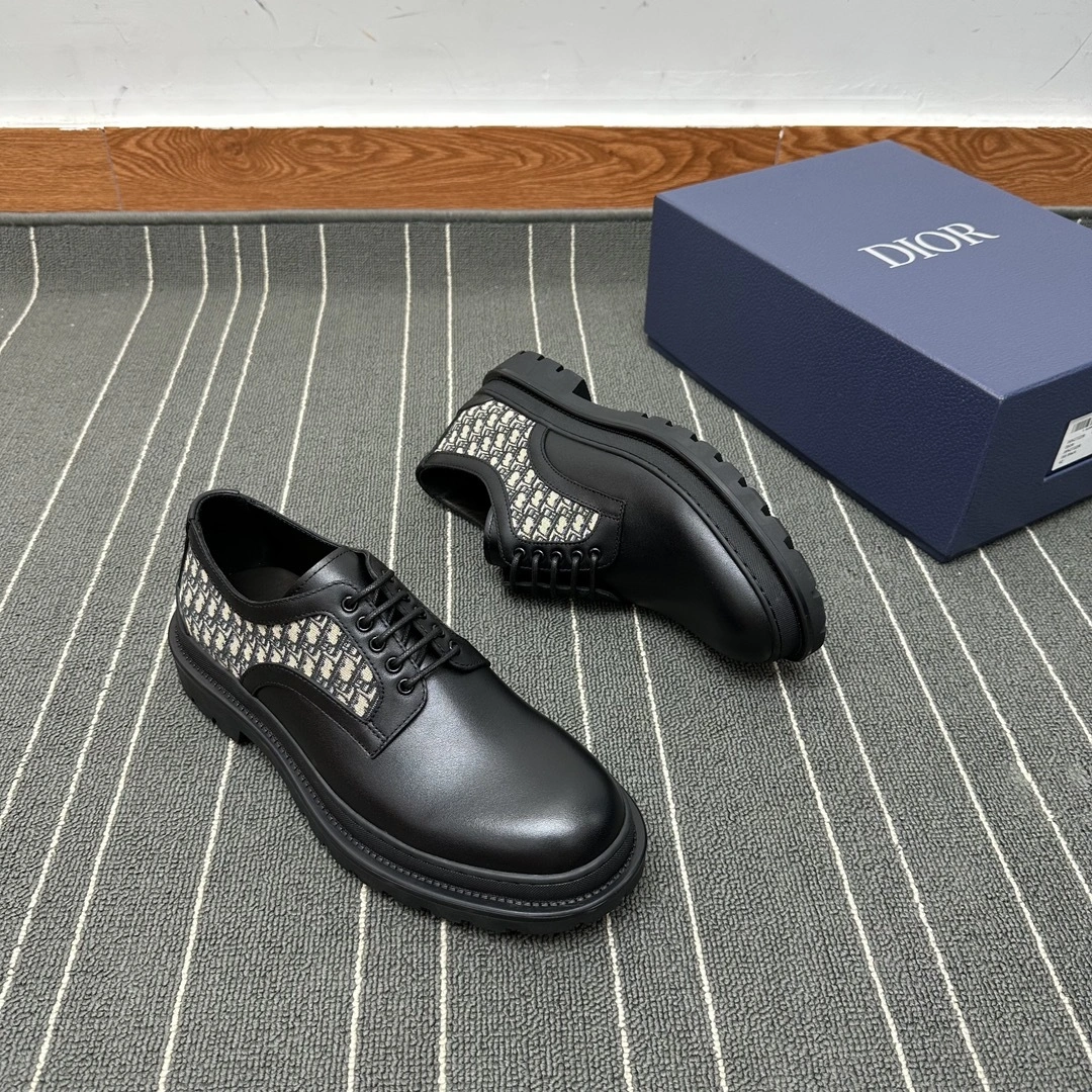 &OOBB-- 3DE319ZKD_H961 Calfskin item:D-X000A1126