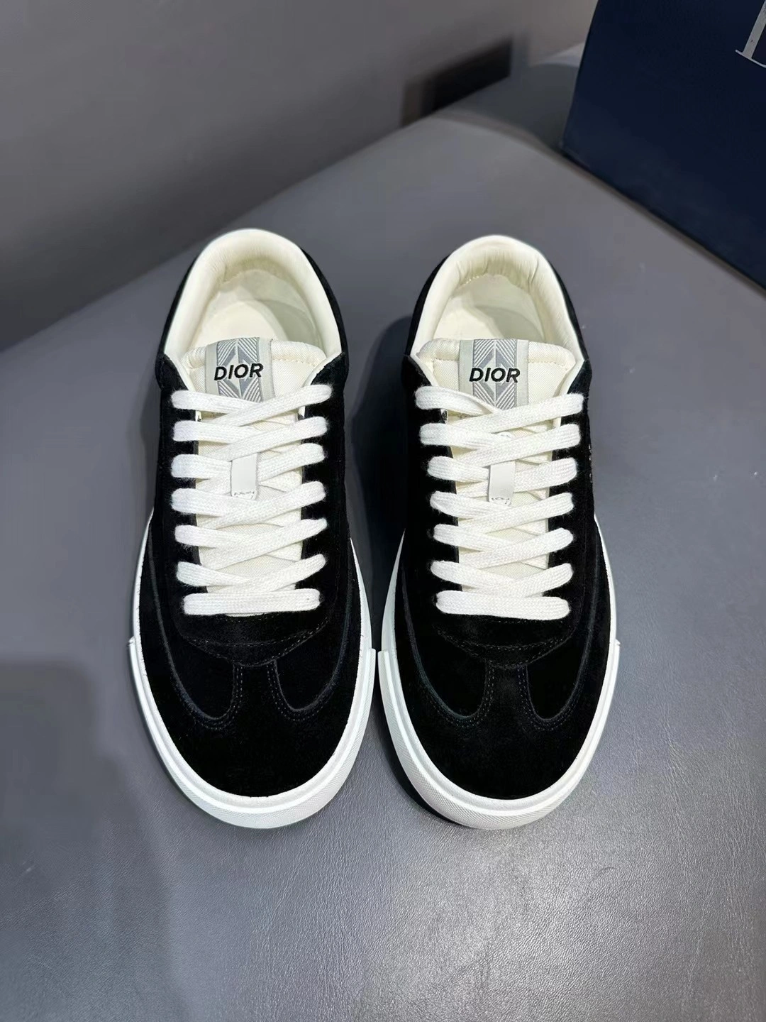 OOBB-- 3SN285ZRG_H866 cowhide item:D-X158B2304
