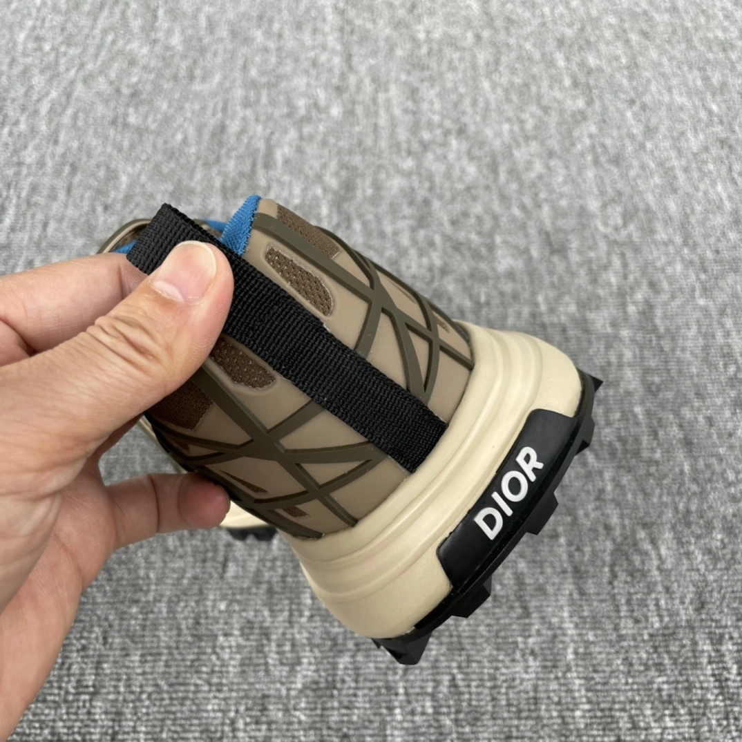 OOBB-- 3SN297ZUV_H167 B31 Runner item:D-X032C0510