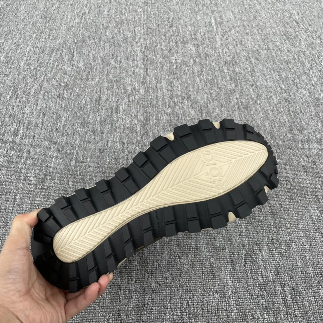 OOBB-- 3SN297ZUV_H167 B31 Runner item:D-X032C0510