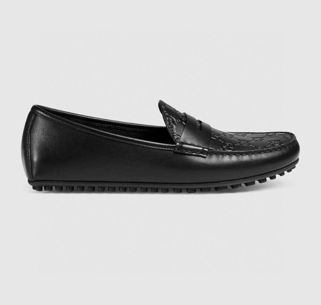OOBB-- 431063 CWD20 1000 Signature Calfskin item:B-X032E1628L