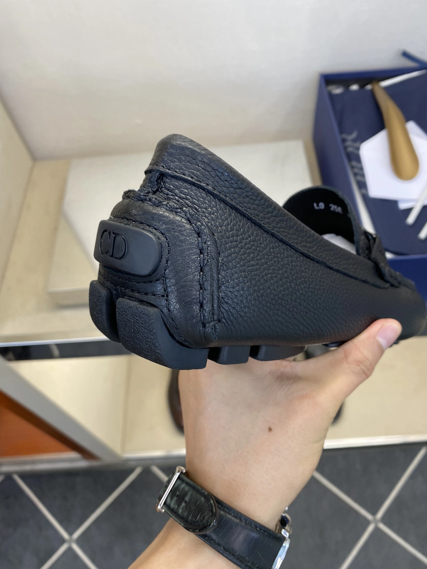 OOBB-- 4ior 3LO114ZAY_H900 Calfskin item:D-X158G1737