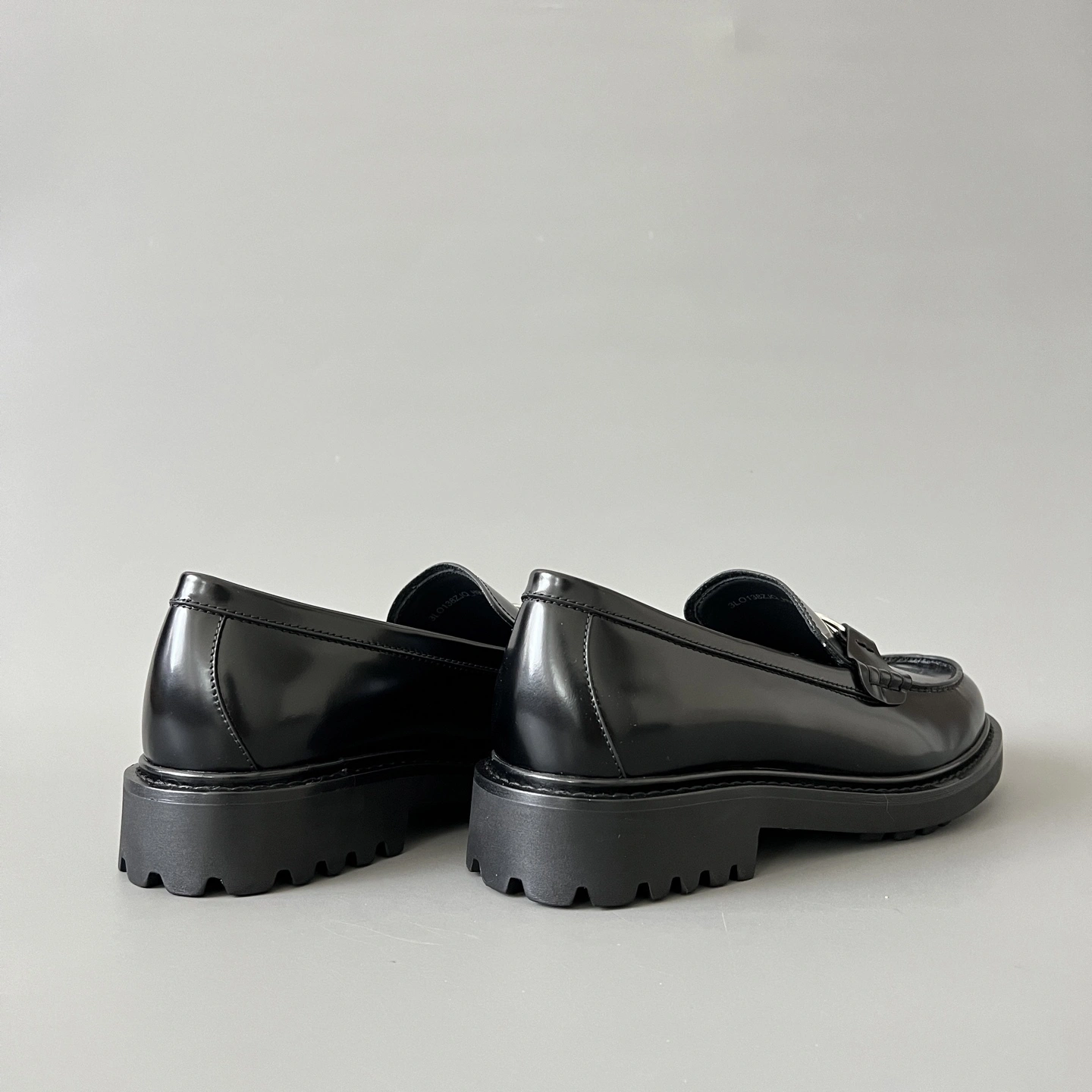 OOBB-- 4ior 3LO117ZJQ_H969 cowhide item:E-X300H1477