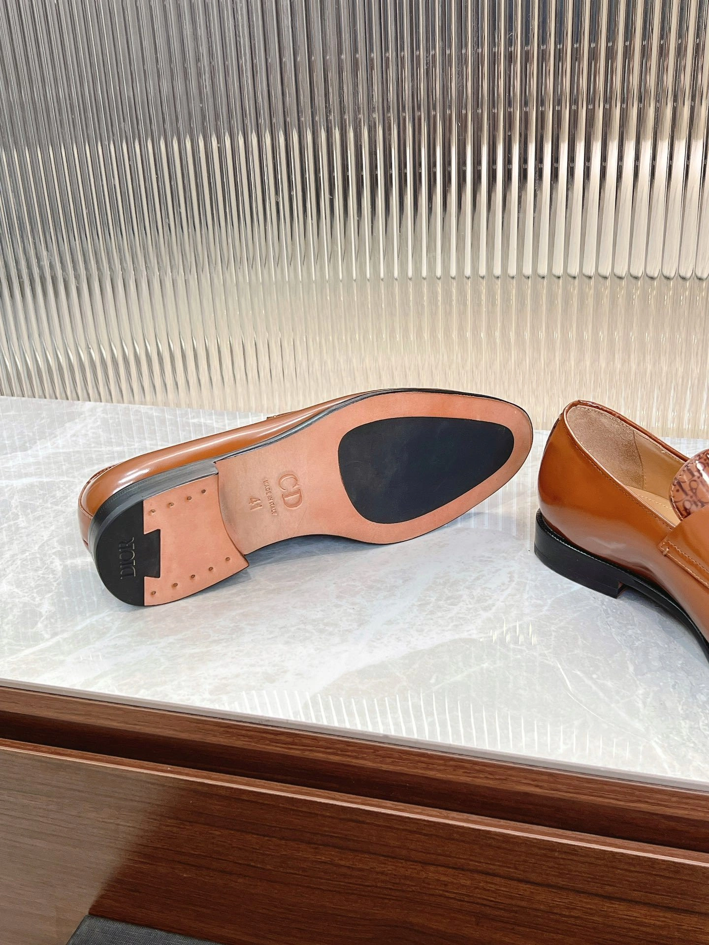 OOBB-- 4ior 3LO122ZZB_H714 Timeless cowhide item:D-X158G1727