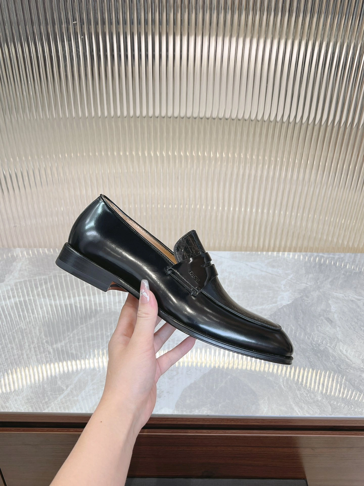OOBB-- 4ior 3LO122ZZB_H900 Timeless cowhide item:D-X158G1726