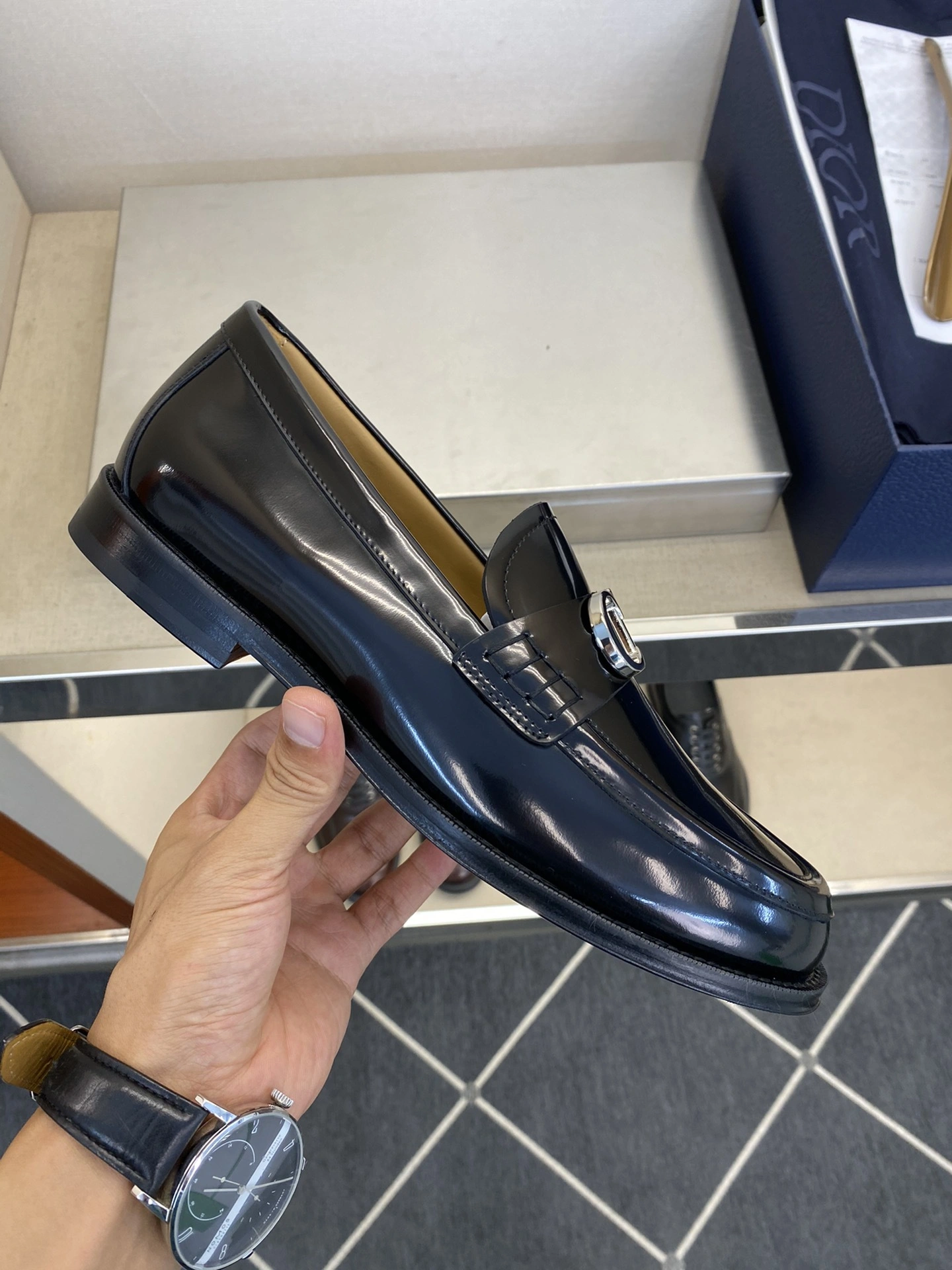 OOBB-- 4ior 3LO138ZJQ_H900 Calfskin item:D-X158G1735