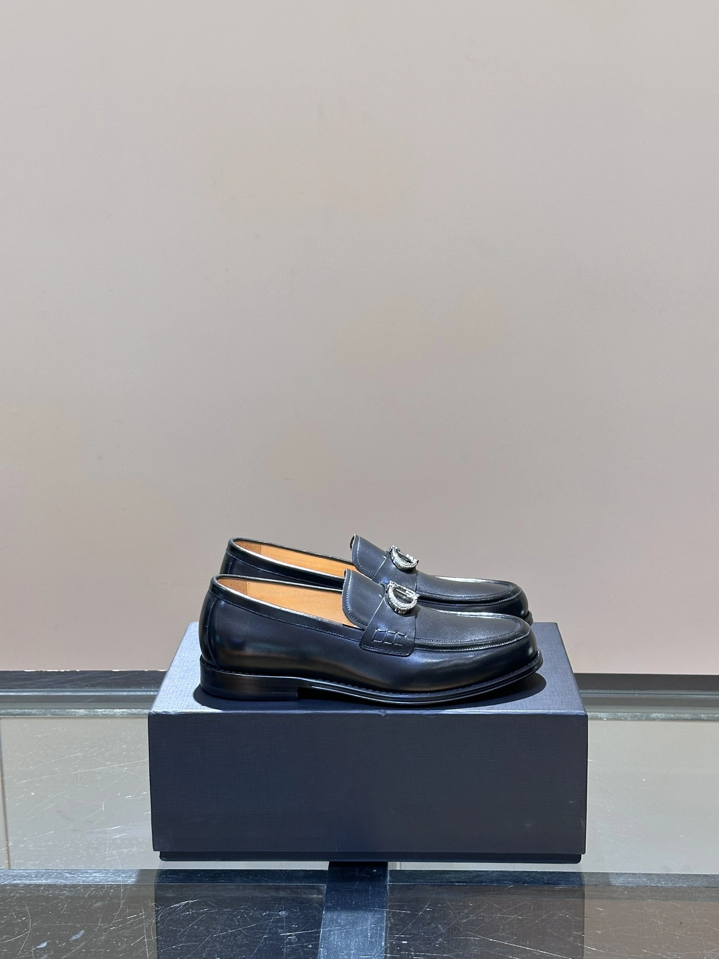 OOBB-- 4ior 3LO145ZJQ_H900 Calfskin item:D-X158J2241
