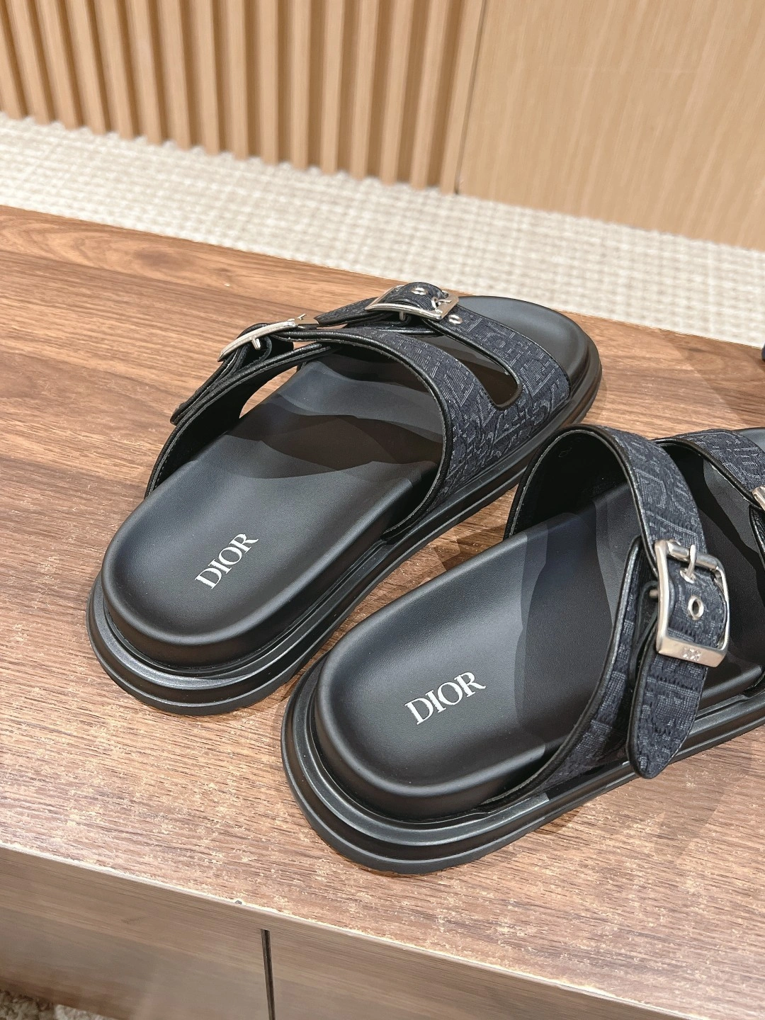 &OOBB-- 4ior 3SA135ZSA_H969 goatskin item:D-X000G1706