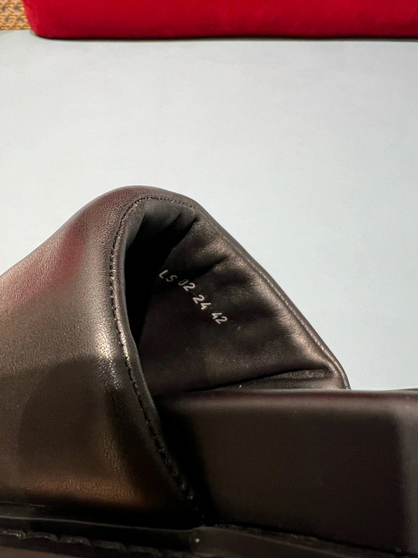 OOBB-- 4ior 3SA143ZAU_H900 cowhide item:E-X430F0641