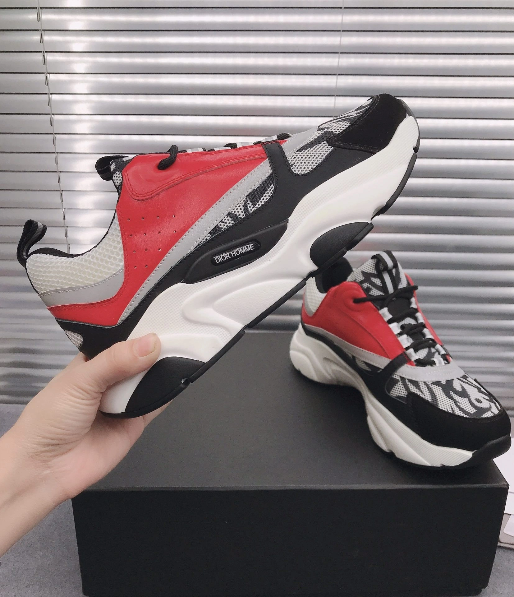 OOBB-- 4ior 3SN231YEI-H369 cowhide B22 item:F-X555A0114B