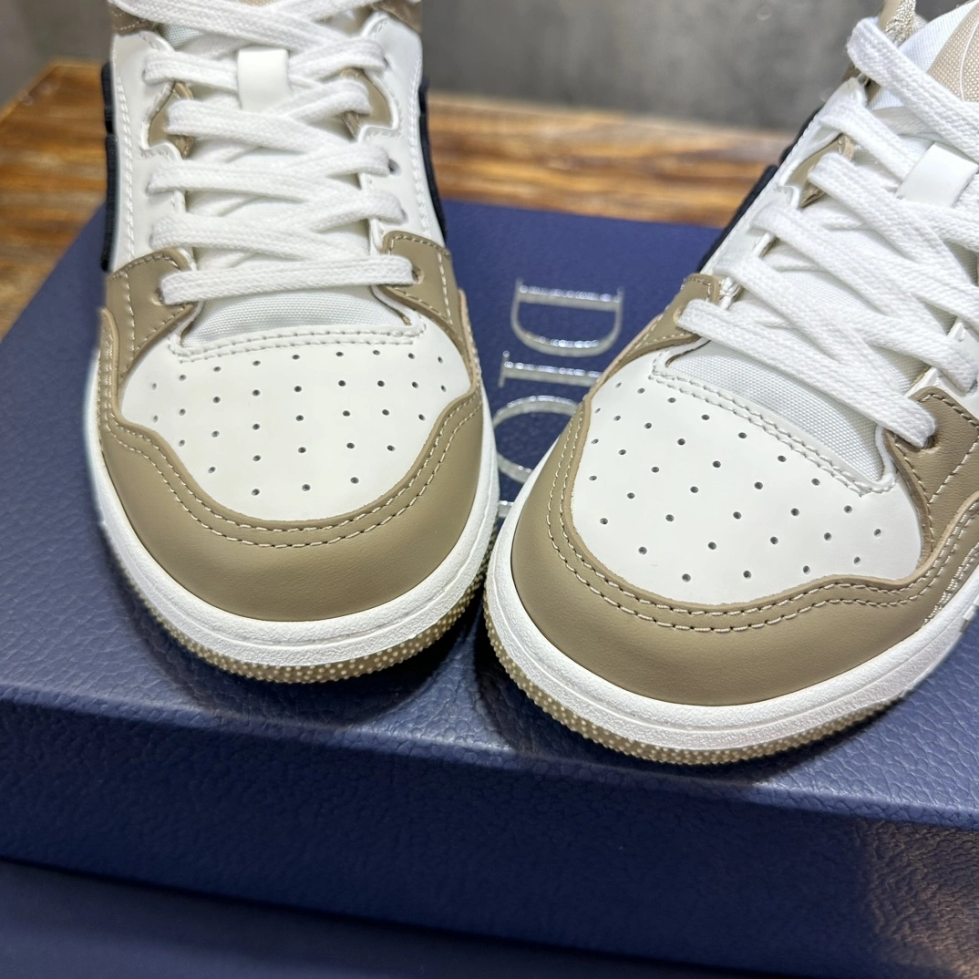 OOBB-- 4ior 3SN248YJT_H900 Calfskin item:D-X313G1733