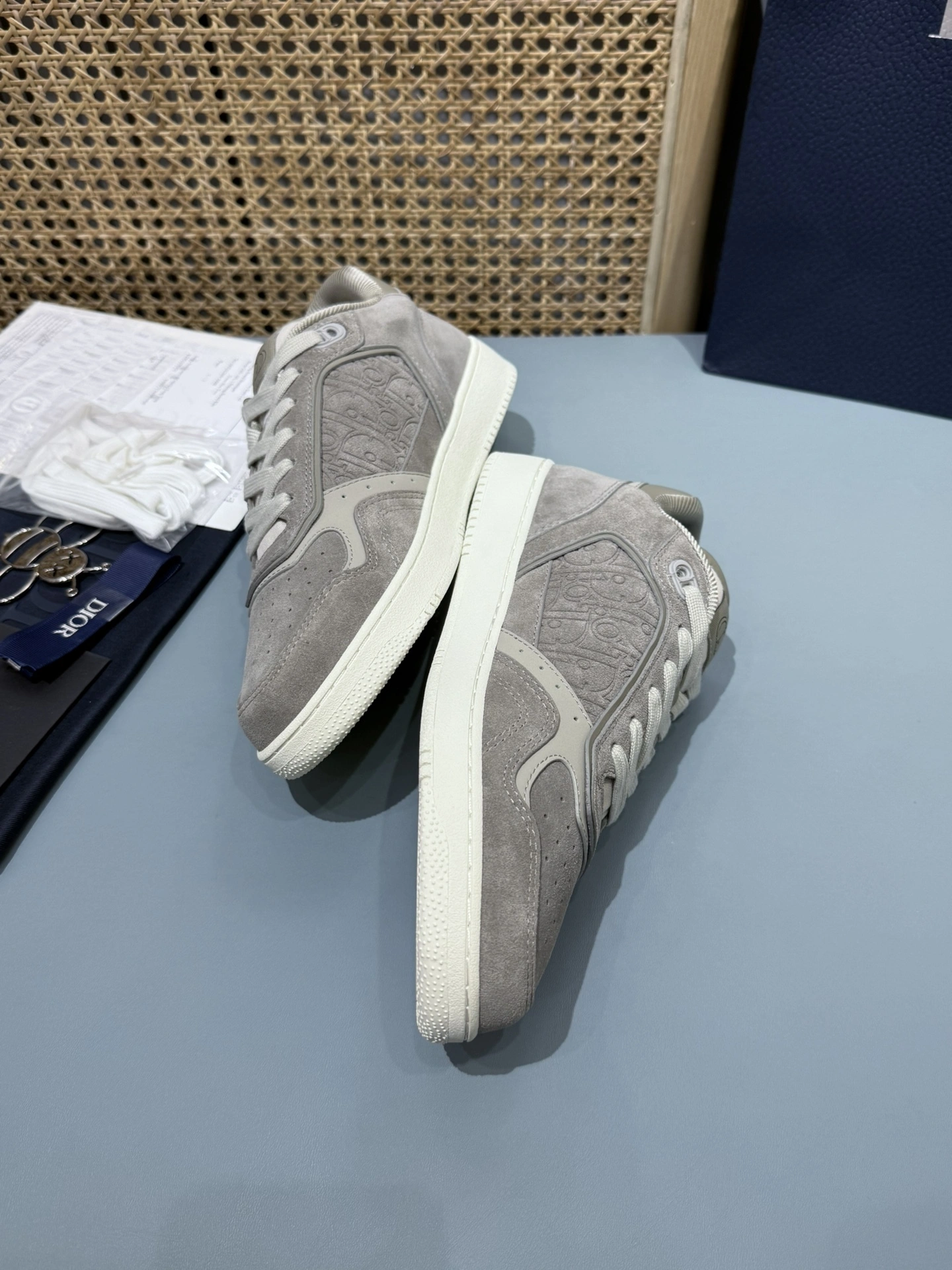 OOBB-- 4ior 3SN272ZEC_H858 B27 cowhide item:E-X430E2534Y