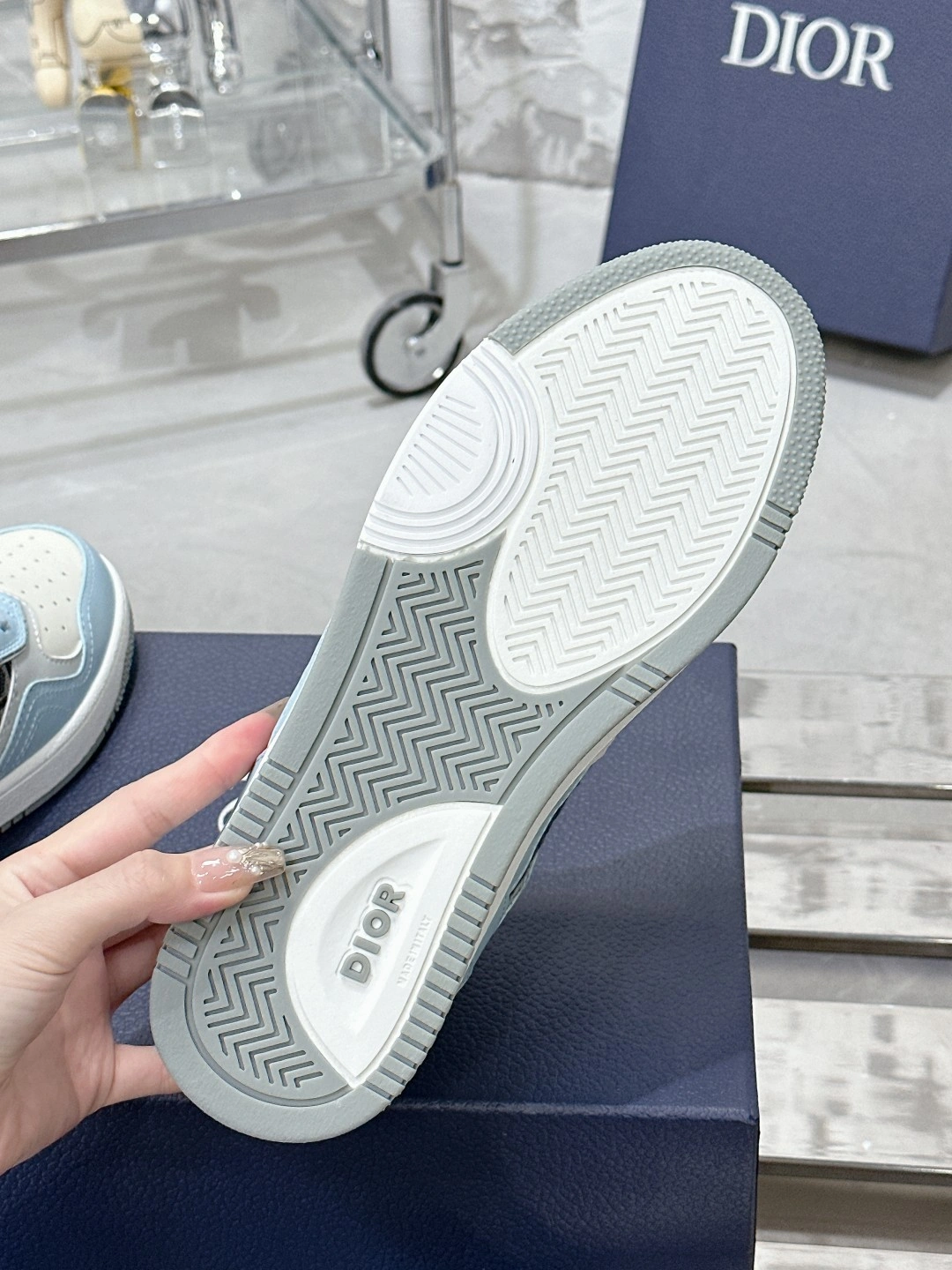 OOBB-- 4ior 3SN272ZIR_H526 B27 Thick soles：3CM Calfskin item:D-X000G0437