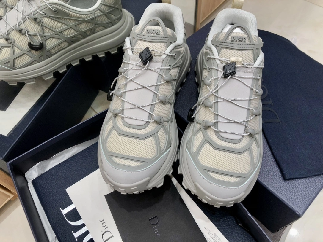 OOBB-- 4ior 3SN297ZUV_H868 B31 Runner item:D-X062L1011