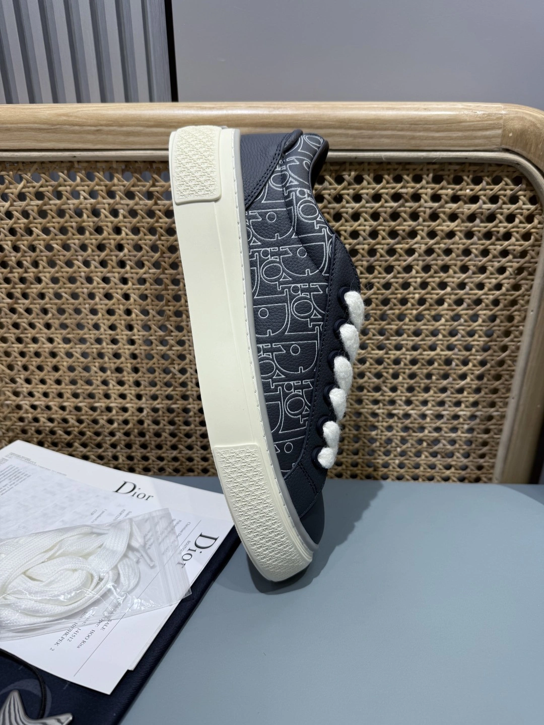 OOBB-- 4ior 3SN303ZQO_H578 cowhide item:E-X430H0179