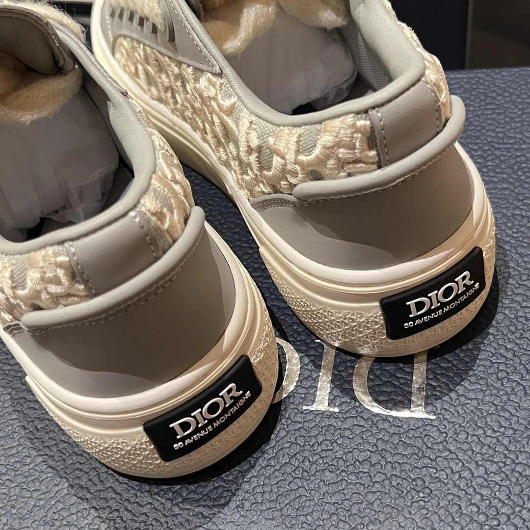 OOBB-- 4ior 3SN303ZYQ_H868 B33 cowhide sheepskin item:D-X230L2047