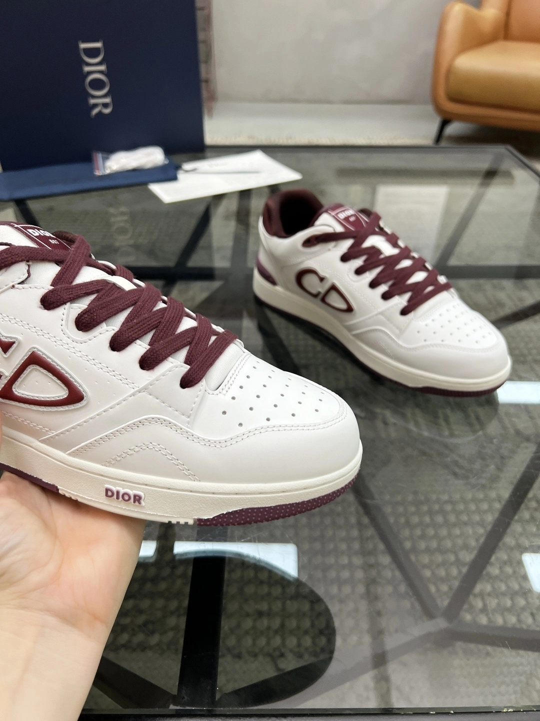 OOBB-- 4ior 3SN318ZNT_H063 cowhide B57 item:E-X230H1321