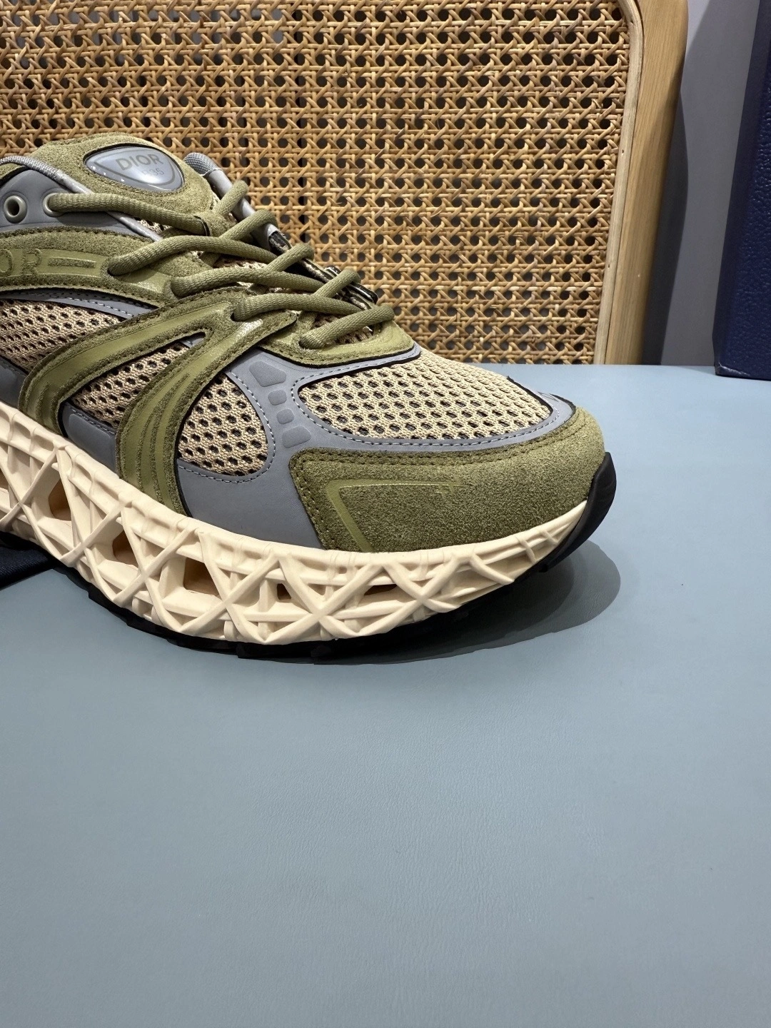 OOBB-- 4ior 3SN323AAY_H637 B35 item:F-X430A1609
