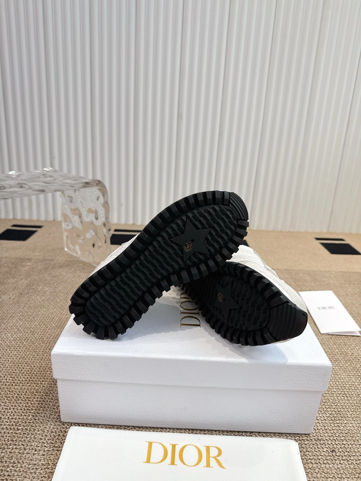 OOBB-- 4ior KCK488TRN_S24W cowhide item:E-X362H2724