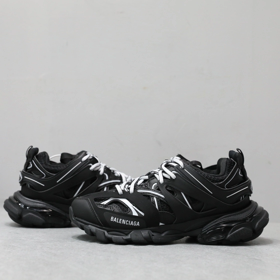 &OOBB-- 542023W3AC11090 item:C-X810F1007Y