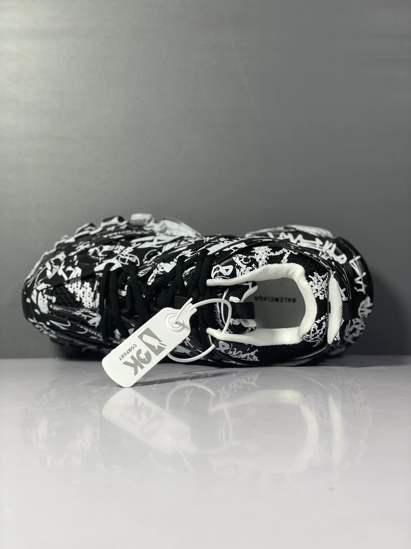 OOBB-- 542023W3RRA1090 item:C-X000G1818Y