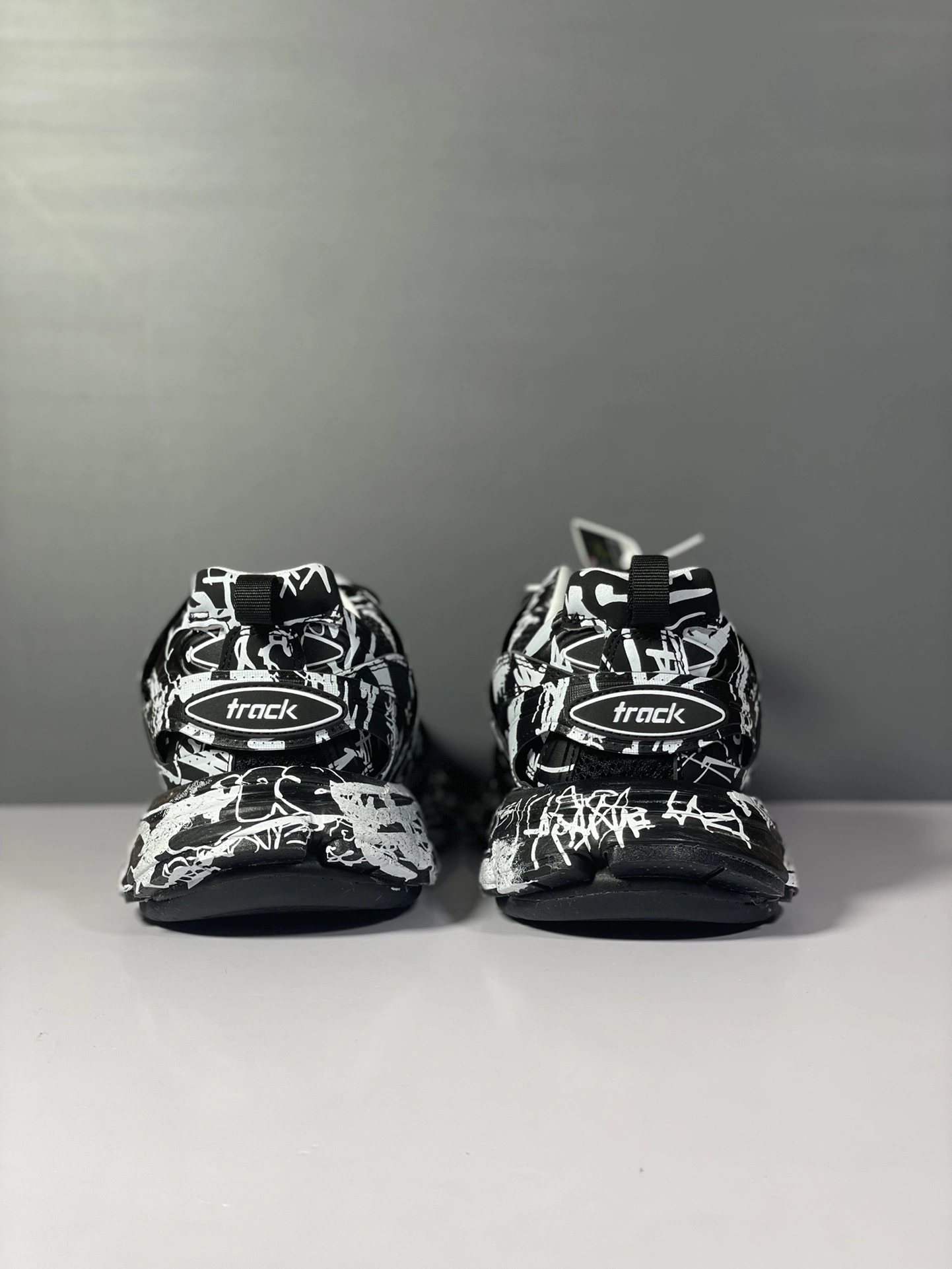 OOBB-- 542023W3RRA1090 item:C-X000G1818Y