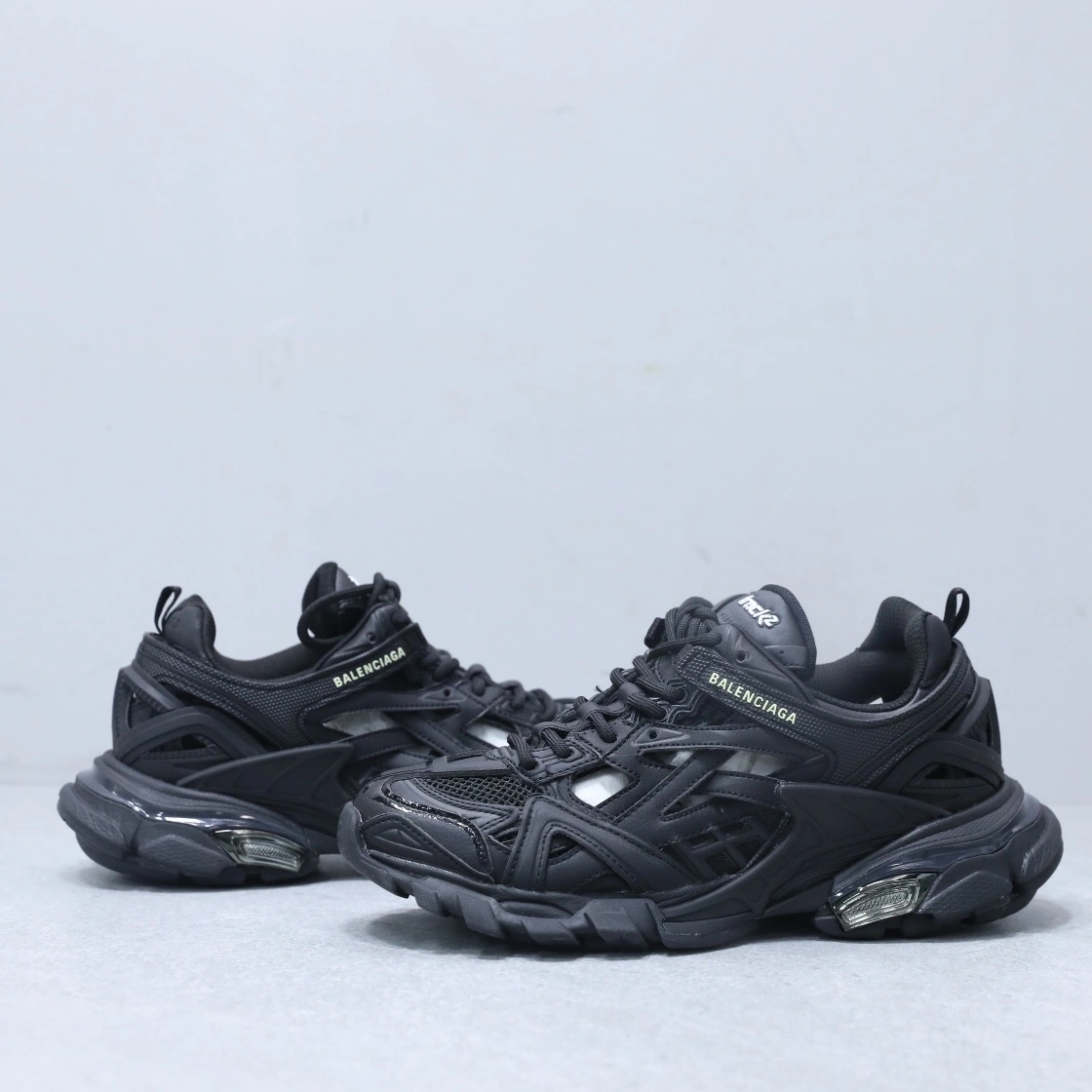 OOBB-- 568615W2GN11000 item:C-X810F1008Y