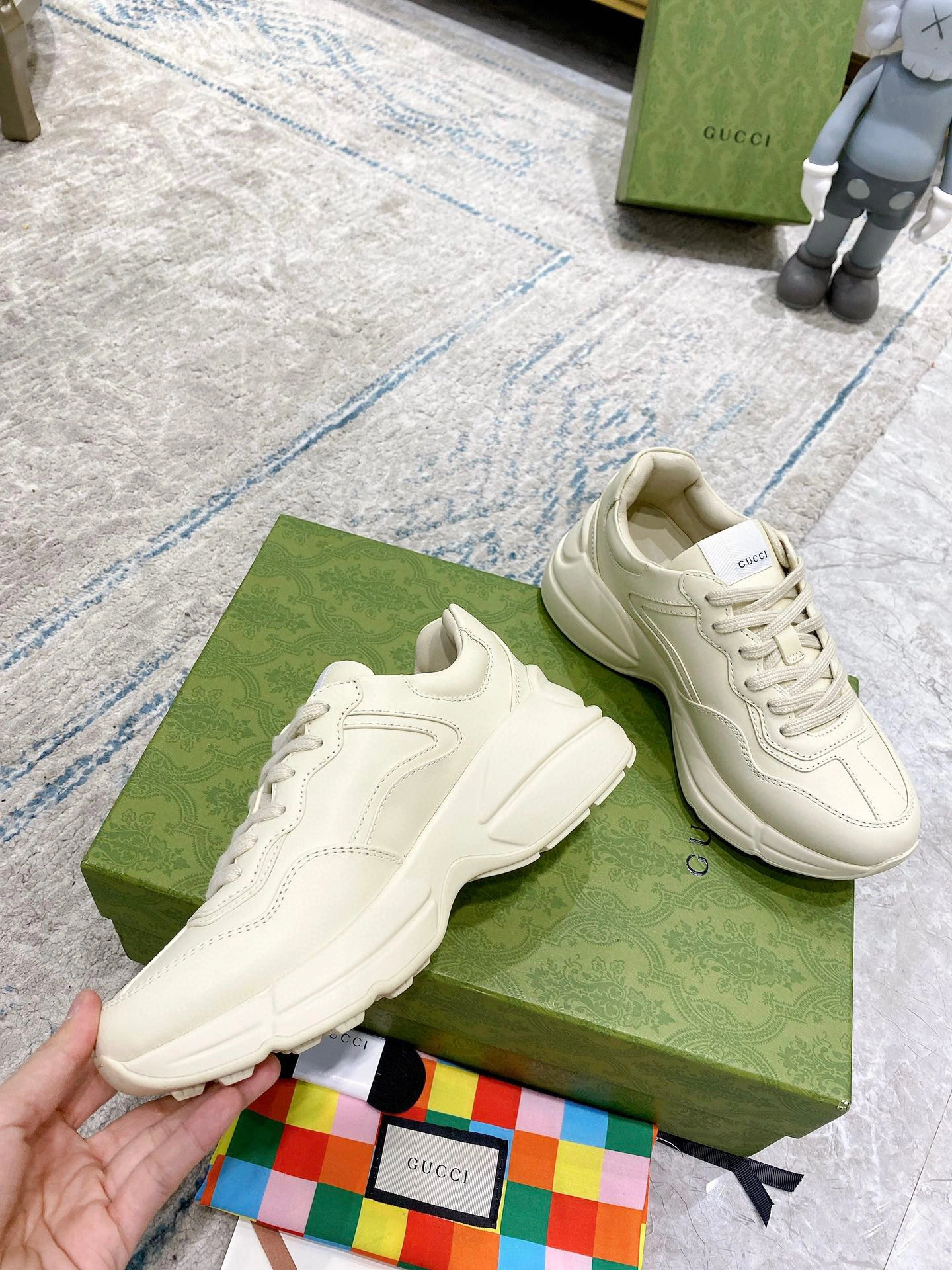 OOBB-- 598631 DRW00 9522 Rhyton Calfskin item:B-X138E1619L