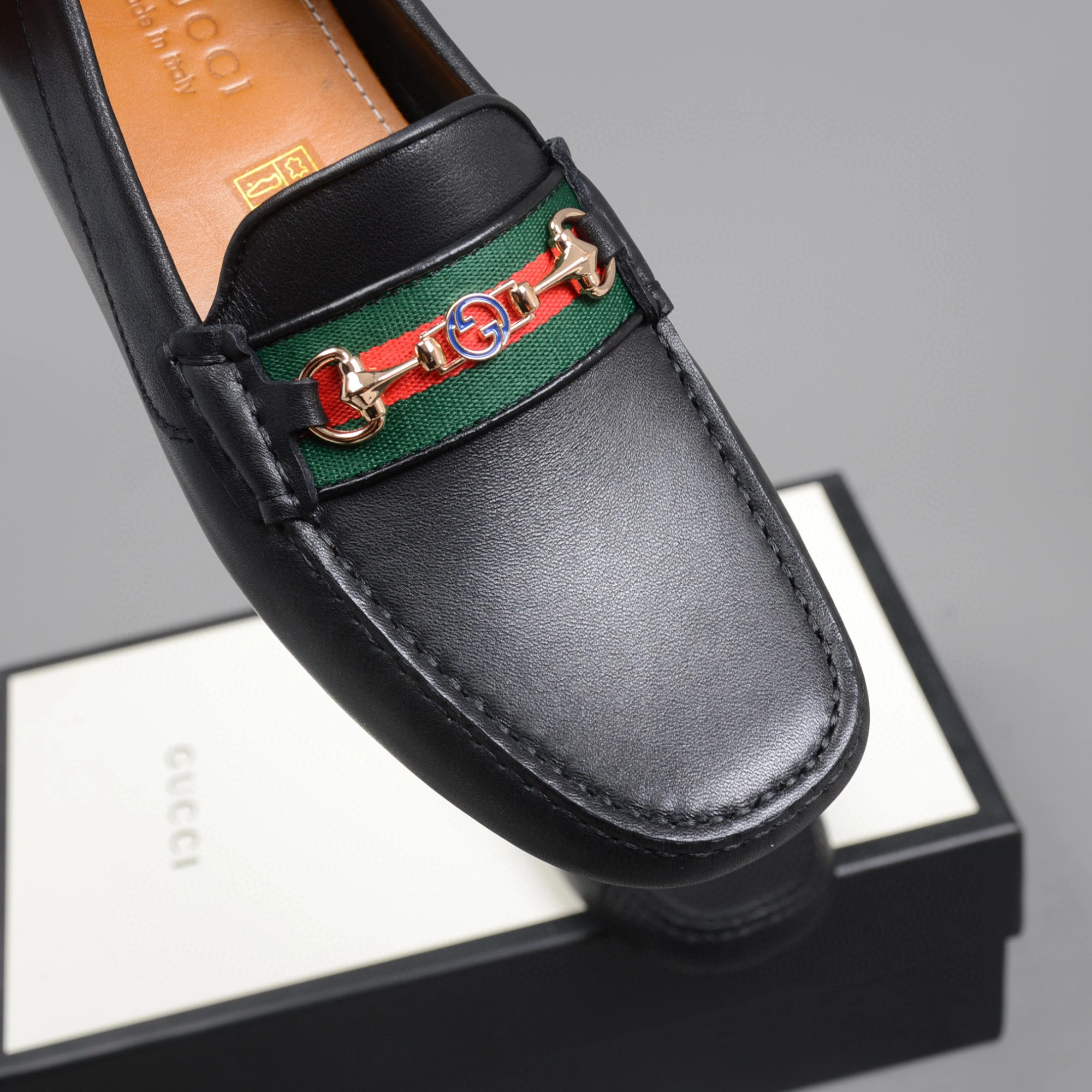 OOBB-- 624698 1XH10 1066 Calfskin item:B-X032E1627L