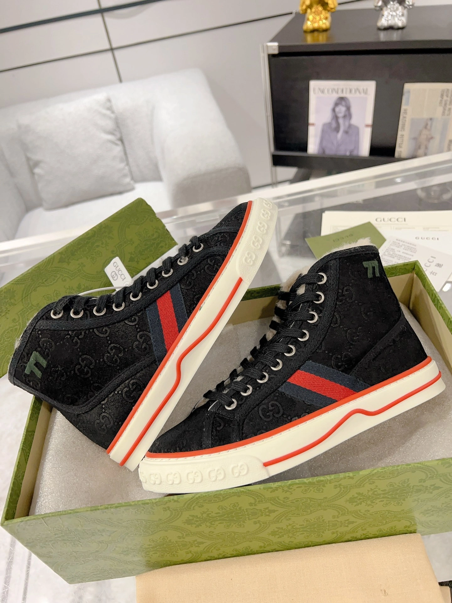OOBB-- 649335 UJ510 1076 item:C-X076I2376Y