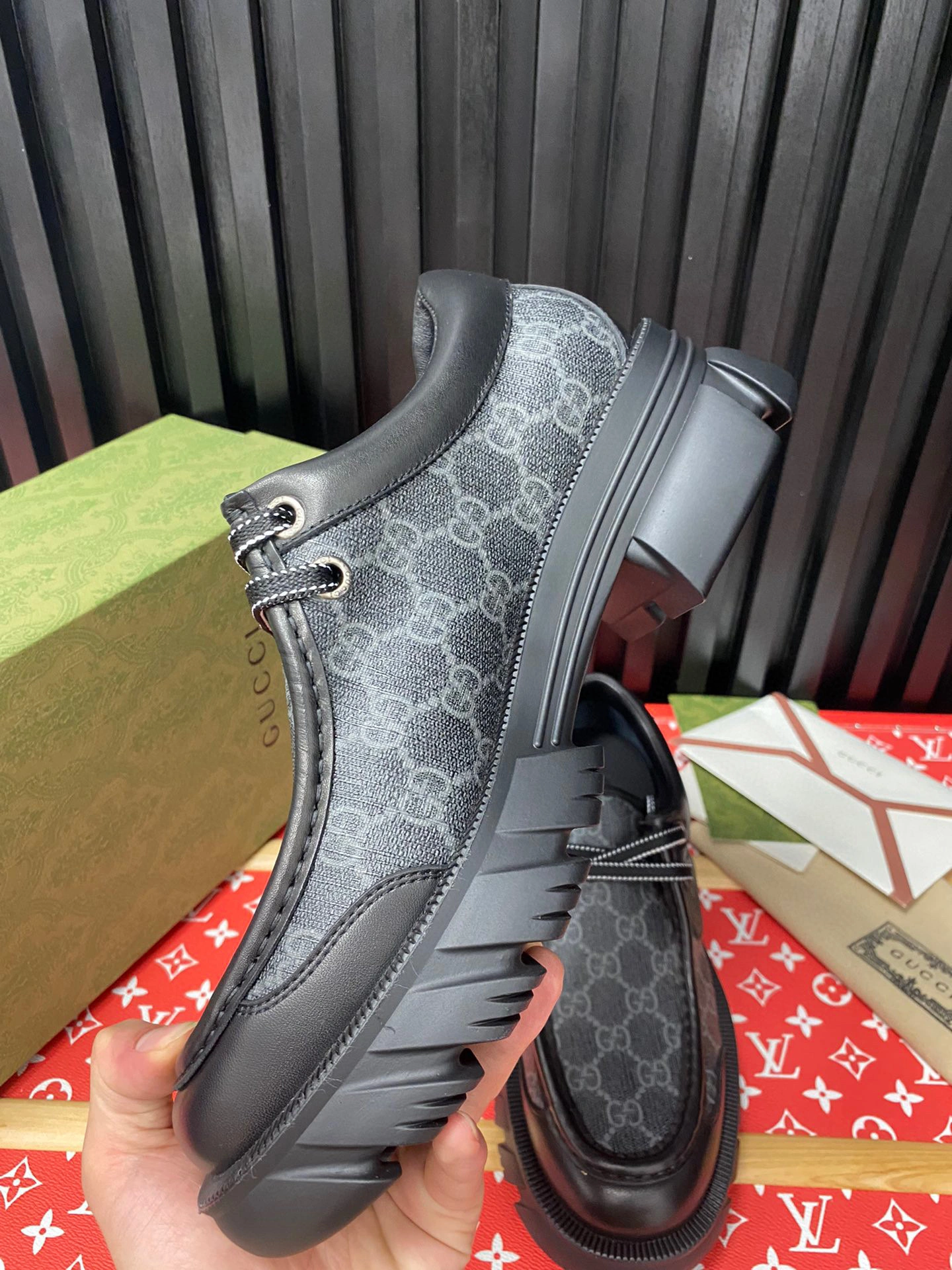 OOBB-- 674367 96GD0 1000 Calfskin item:B-X00E1629L