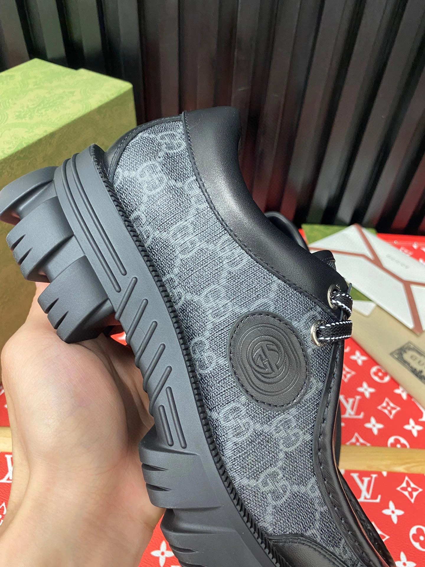 OOBB-- 674367 96GD0 1000 Calfskin item:B-X00E1629L