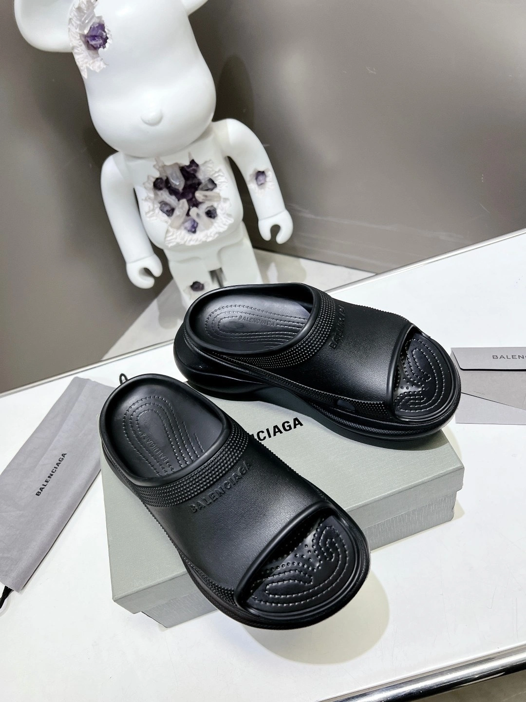 OOBB-- 677389W1S8E1000 item:C-X158F0513Y