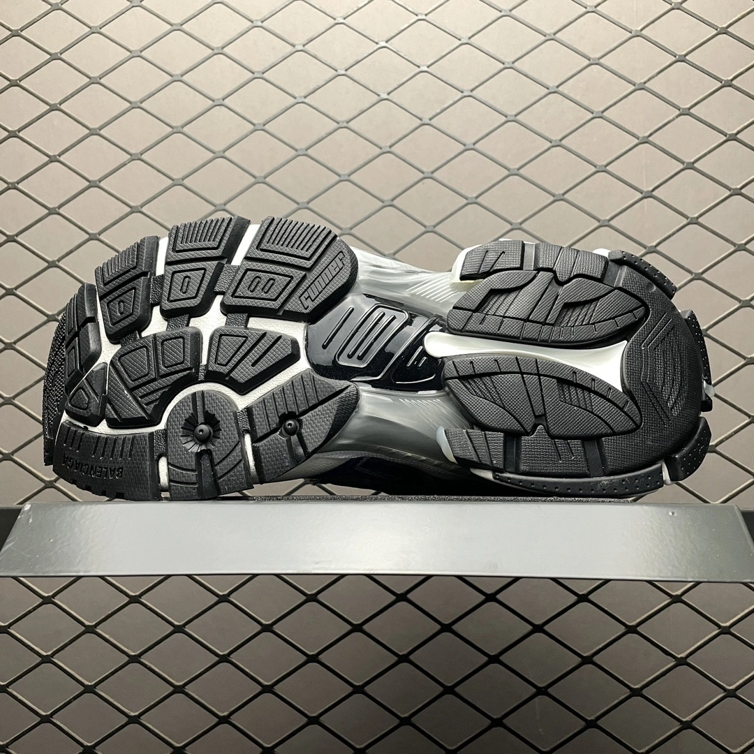OOBB-- 677402W3RB35901 item:C-X000G1819Y