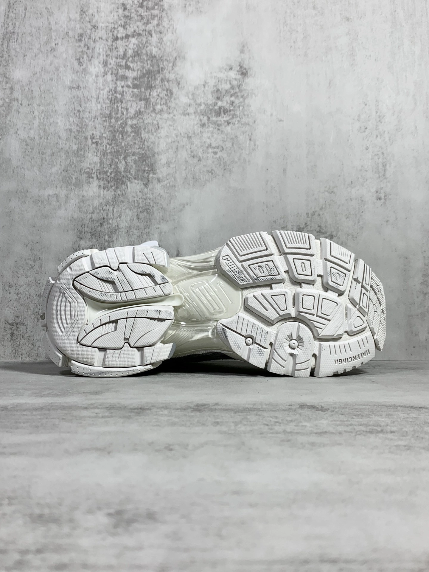 OOBB-- 677403W3RB19000 item:C-X230H0731Y