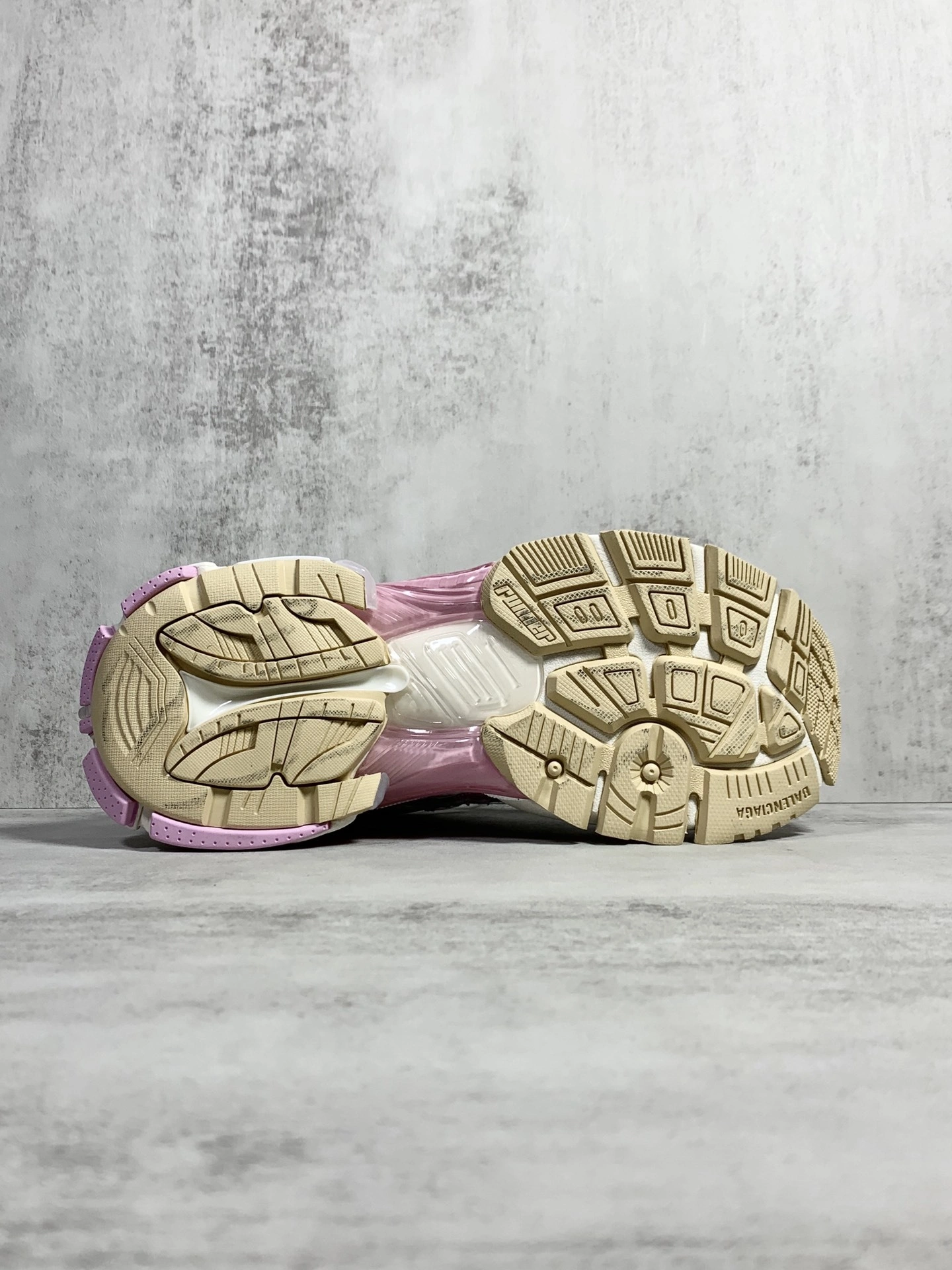 OOBB-- 677403W3RB39059 item:C-X032F0746Y