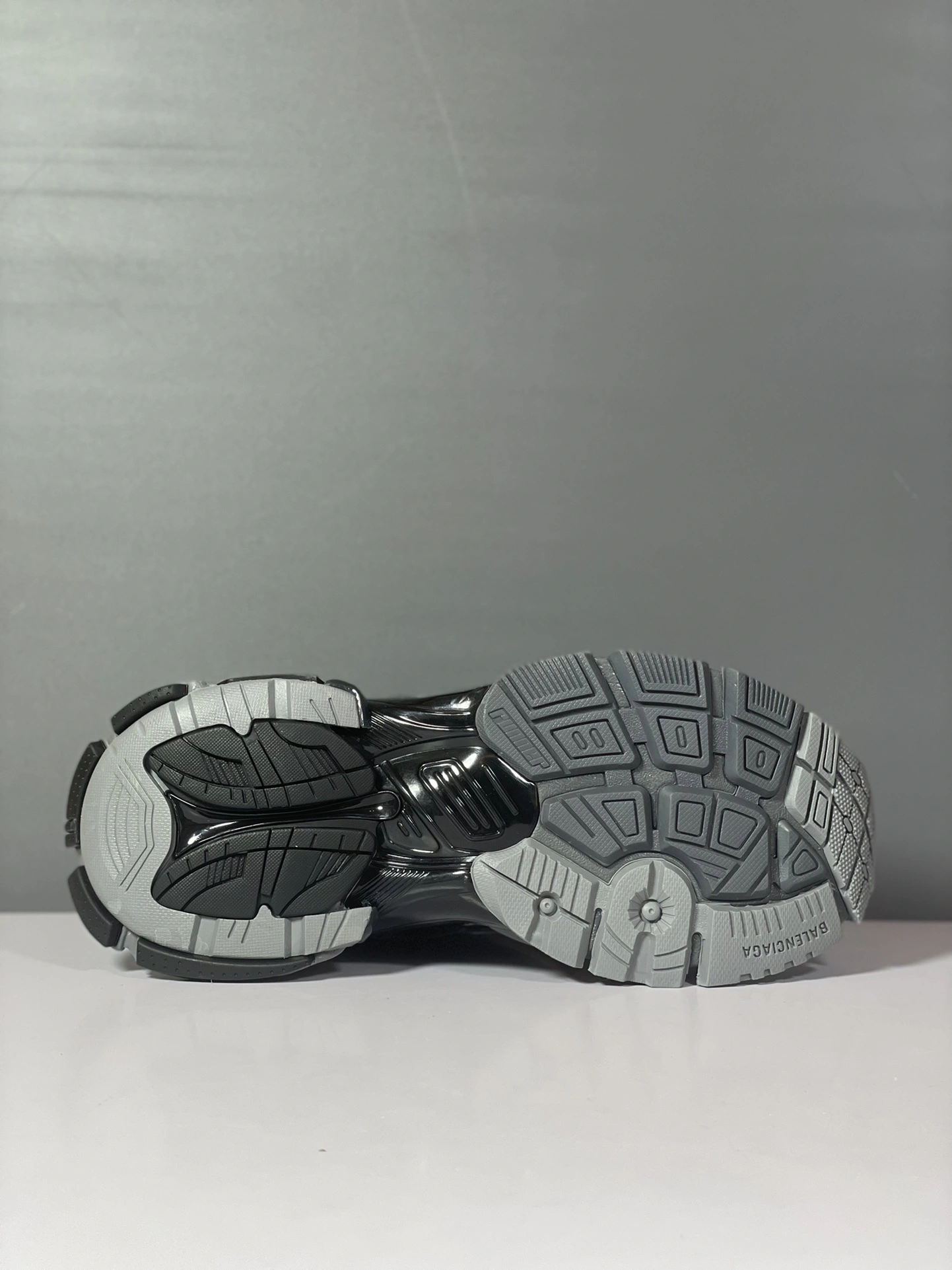 &OOBB-- 677403W3RBR1515 item:C-X000H1631Y
