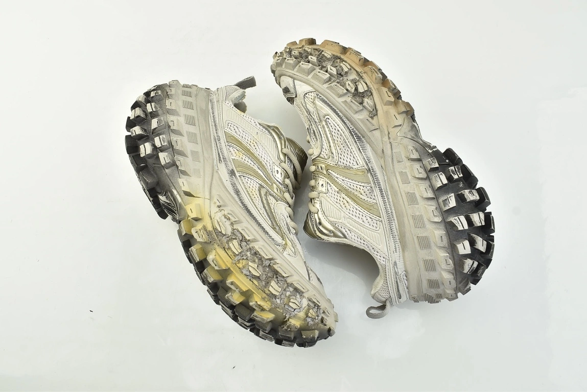 &OOBB-- 685613W2RAF9700 item:C-X005F0979Y