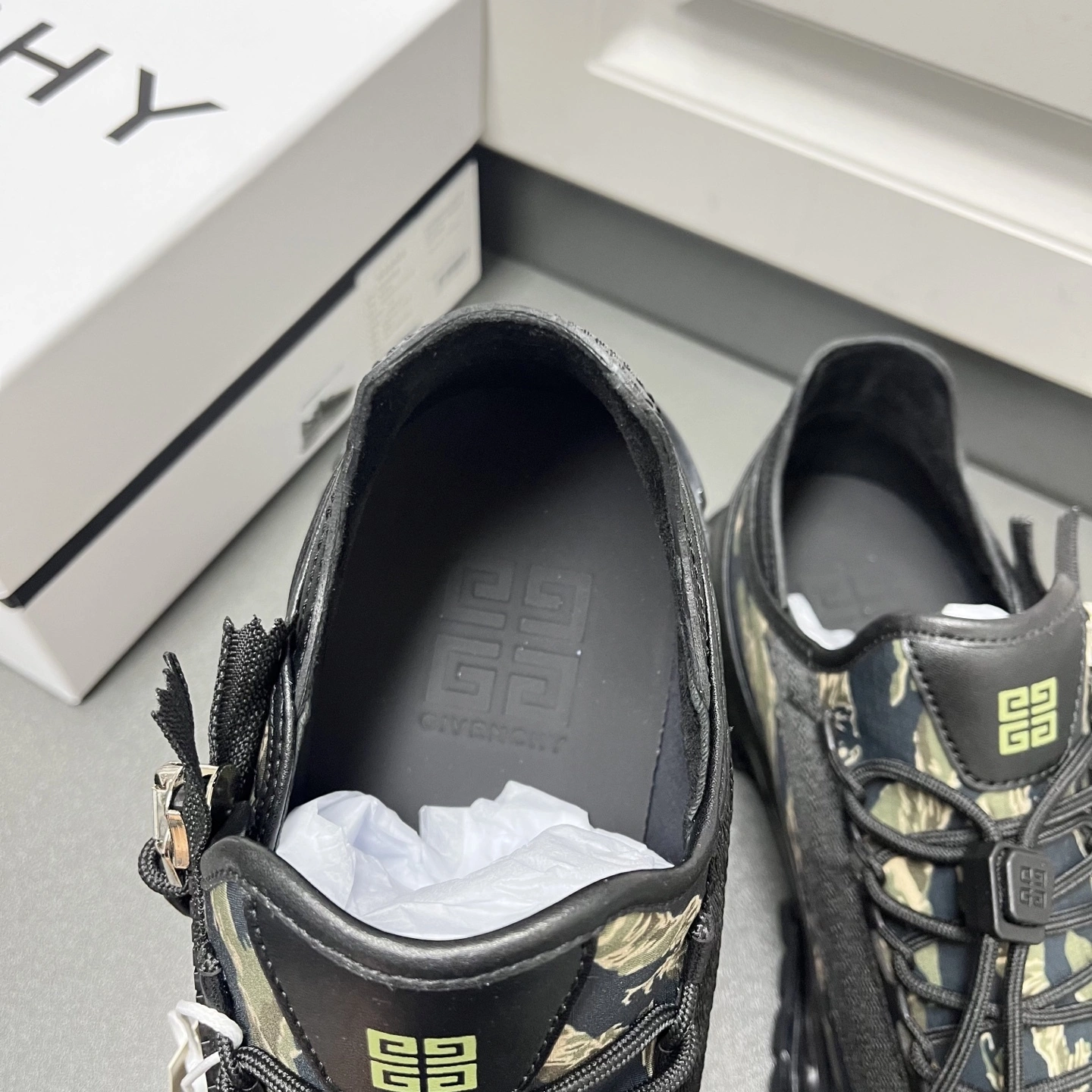 OOBB-- 6iv593hy BH00AFH1UV-016 cowhide item:E-X000J0933