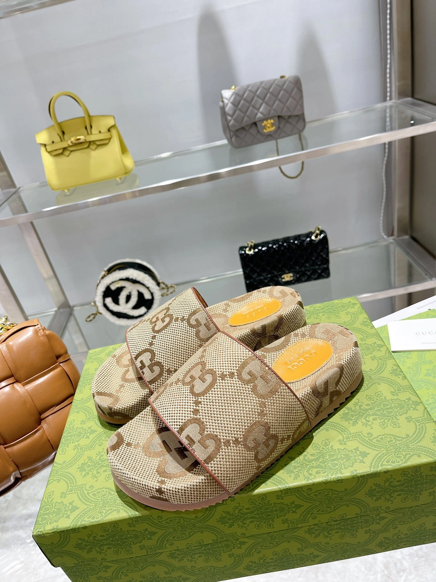 OOBB-- 6u33i 624695 UKOD0 2673 sheepskin item:D-X000G0918