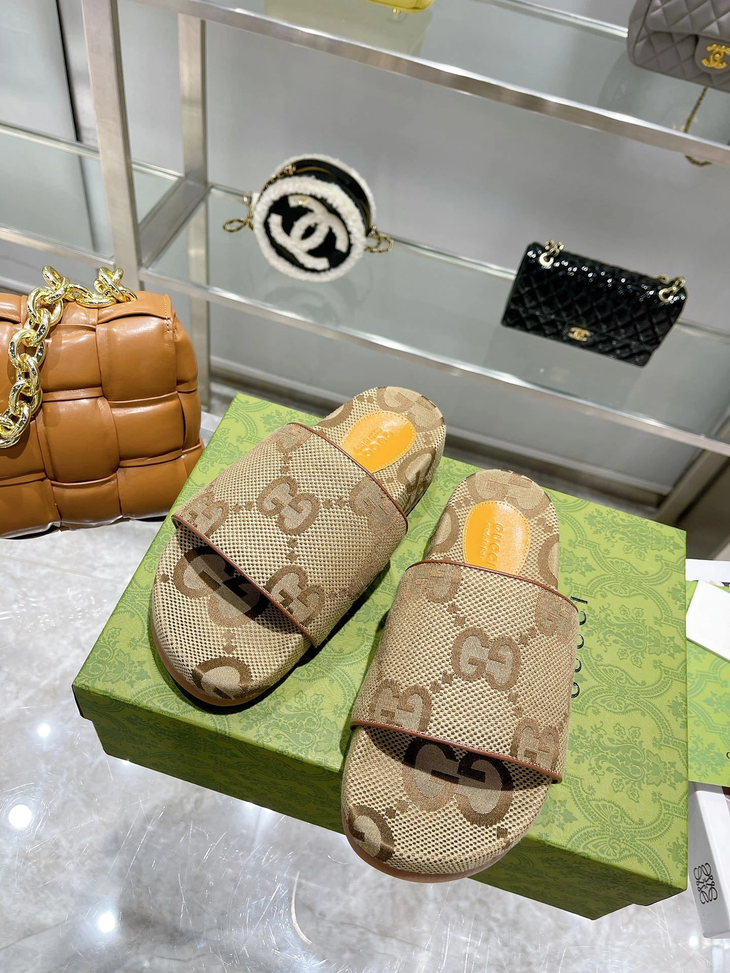 OOBB-- 6u33i 624695 UKOD0 2673 sheepskin item:D-X000G0918