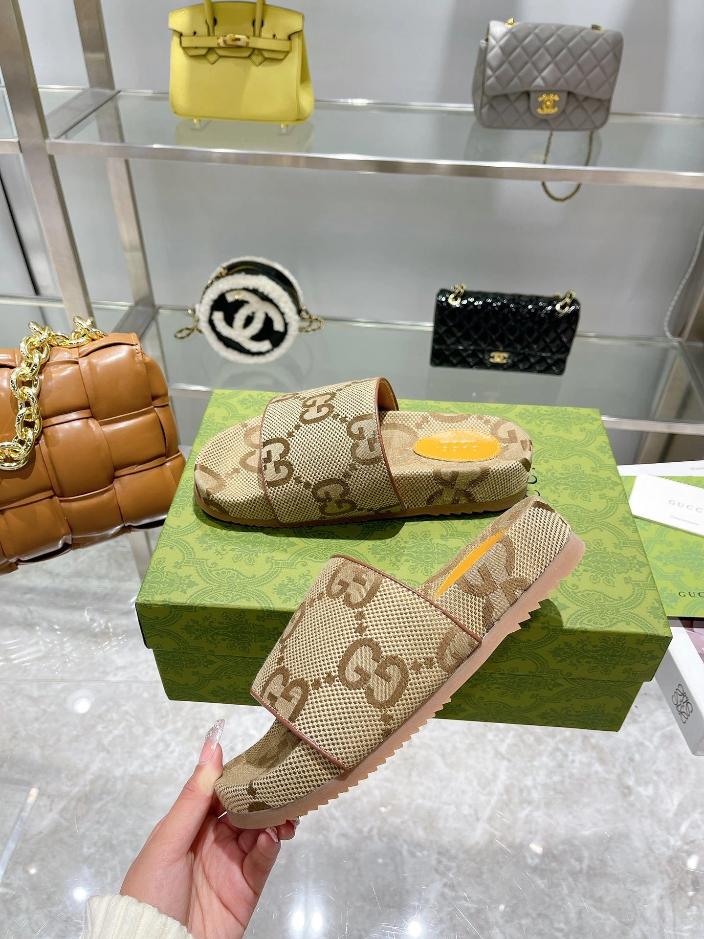 OOBB-- 6u33i 624695 UKOD0 2673 sheepskin item:D-X000G0918