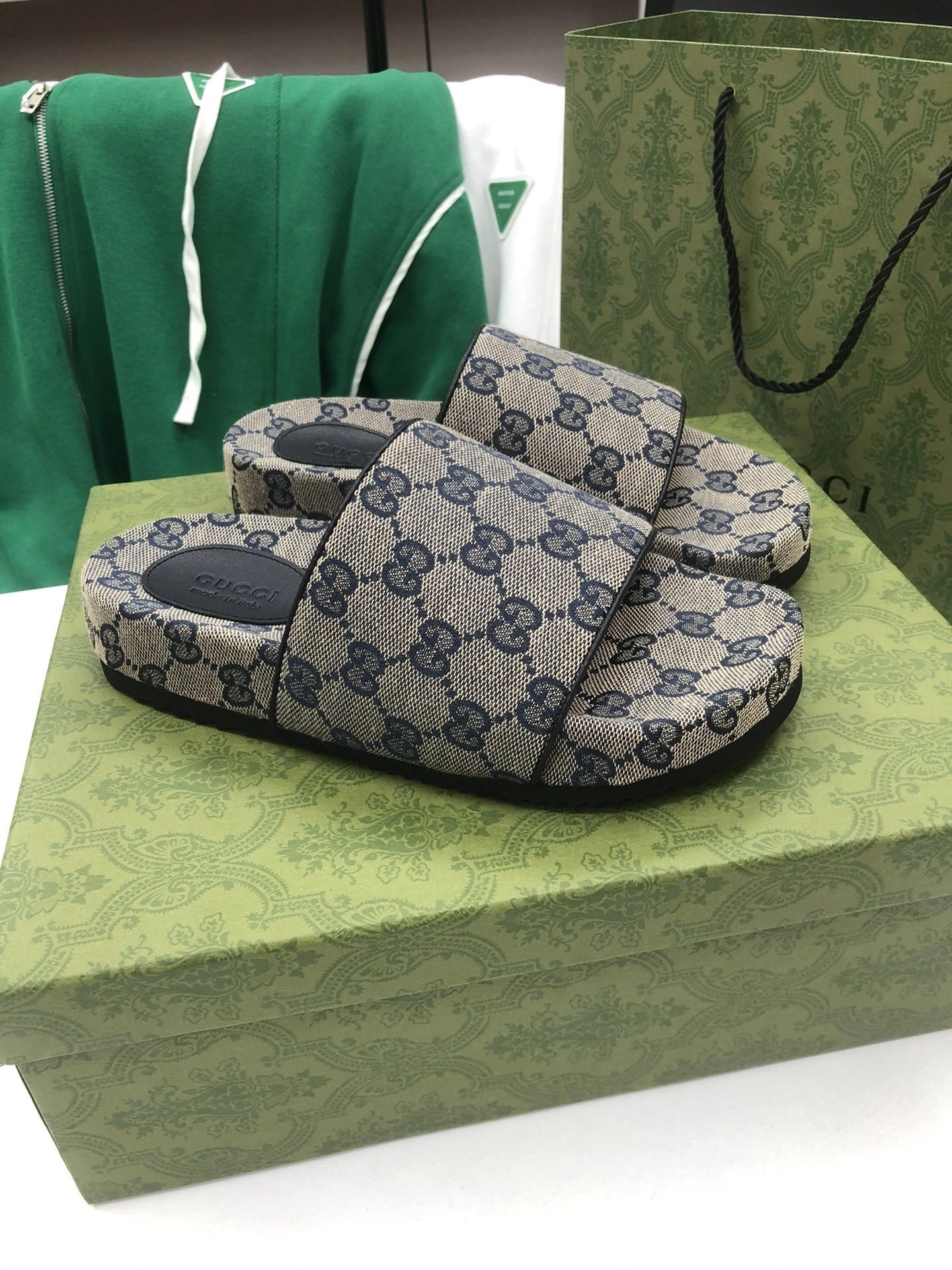 &OOBB-- 6u33i 692951 2HK60 4061 sheepskin item:D-X000L0929