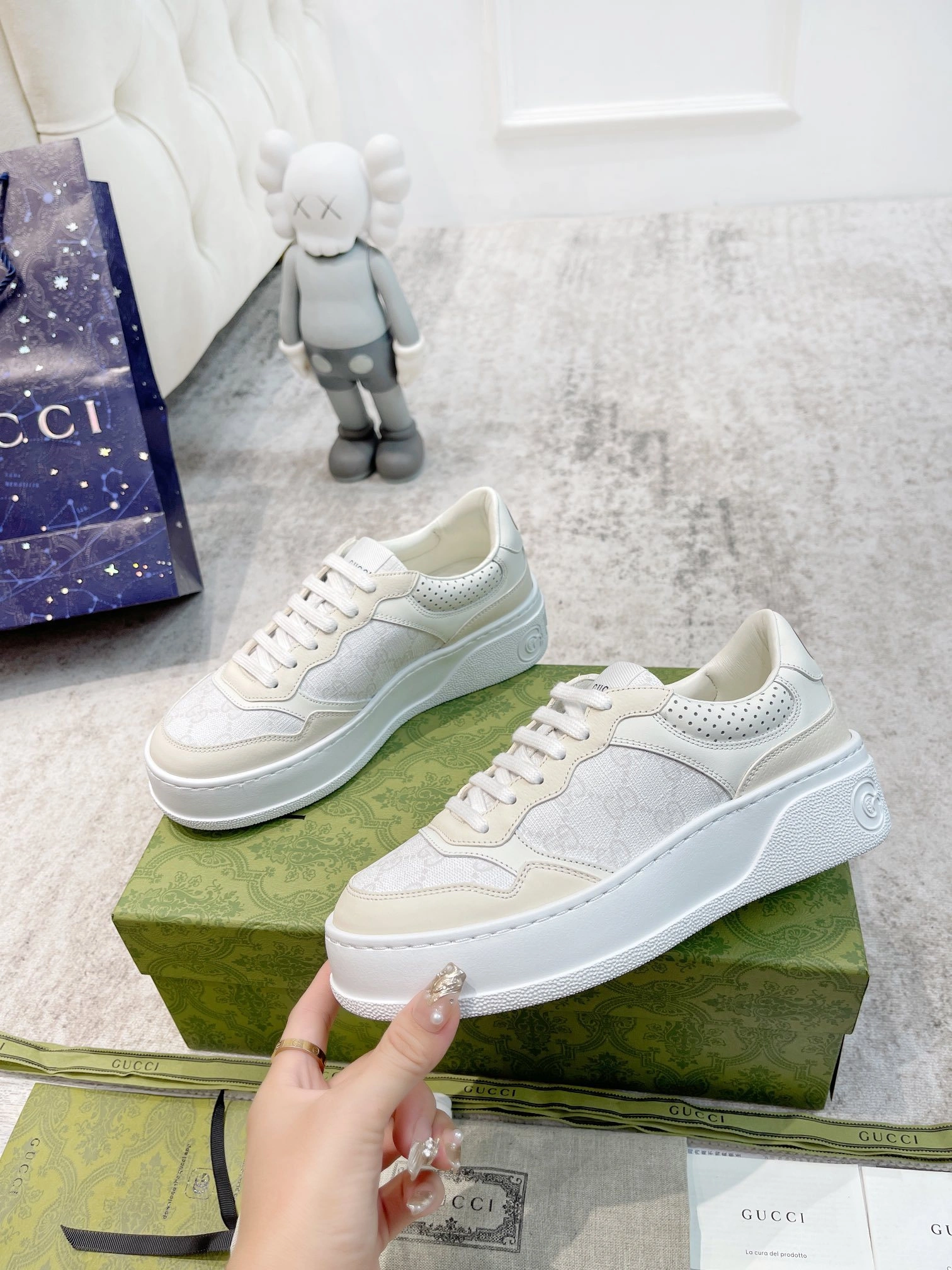 OOBB-- 6u33i 700775 AACV2 9048 Calfskin item:E-X076I0801