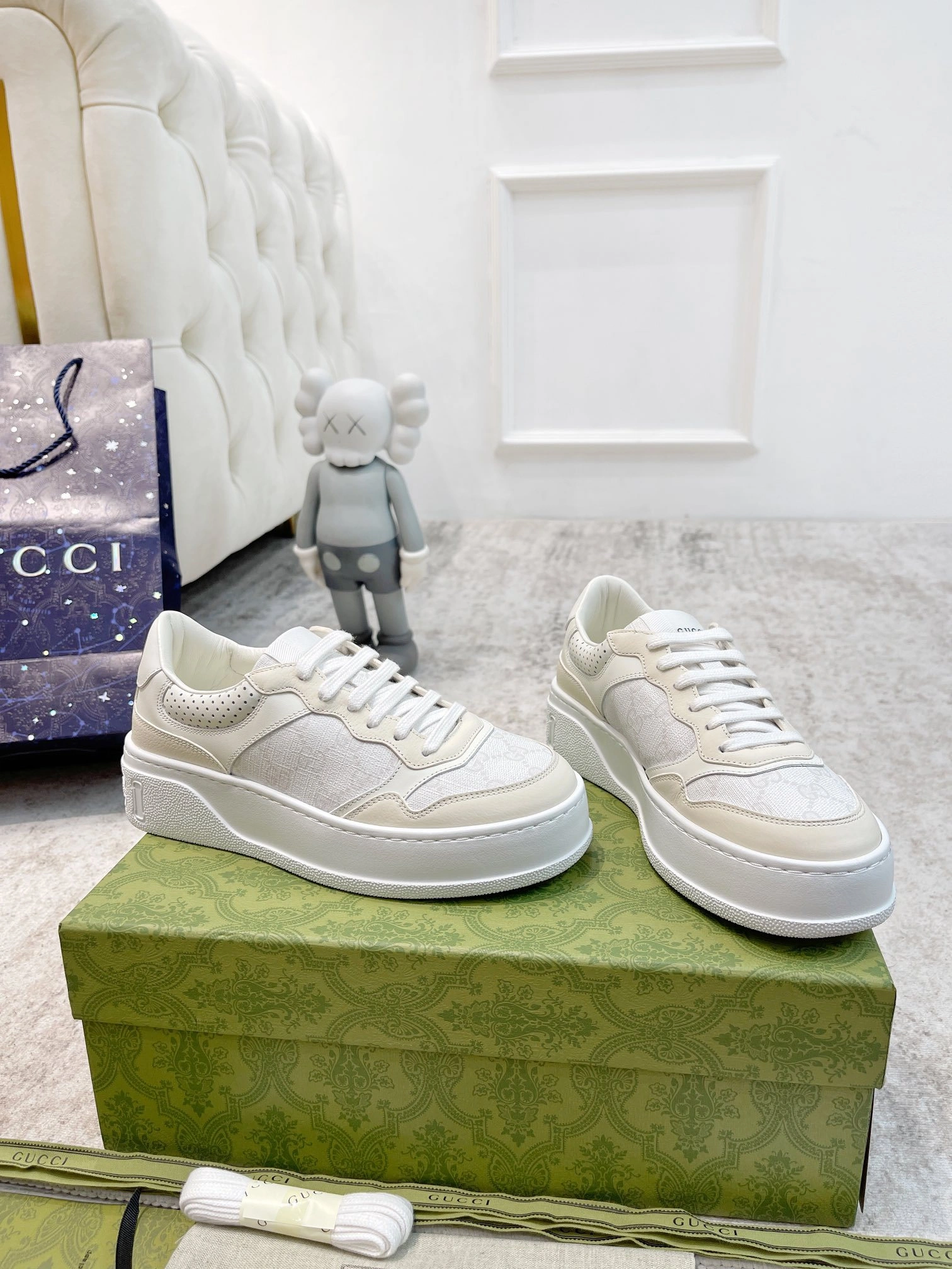OOBB-- 6u33i 700775 AACV2 9048 Calfskin item:E-X076I0801