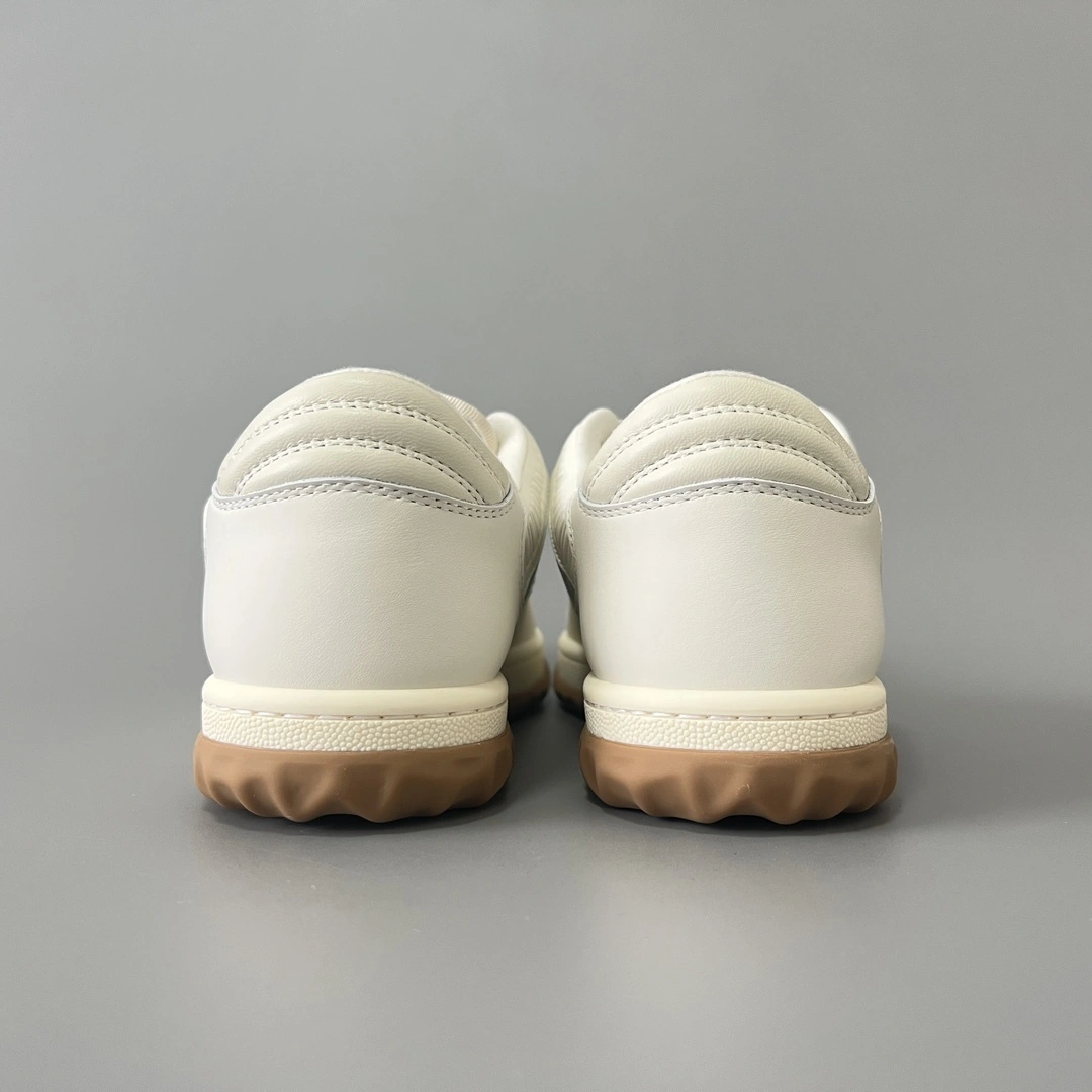 OOBB-- 6u33i 747953 AAB8C 9110 MAC80 cowhide embroidery item:E-X300J3014